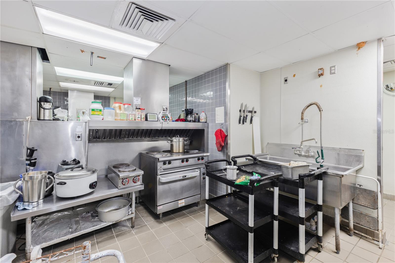 8841 COMMODITY CIR, ORLANDO, FL, 32819