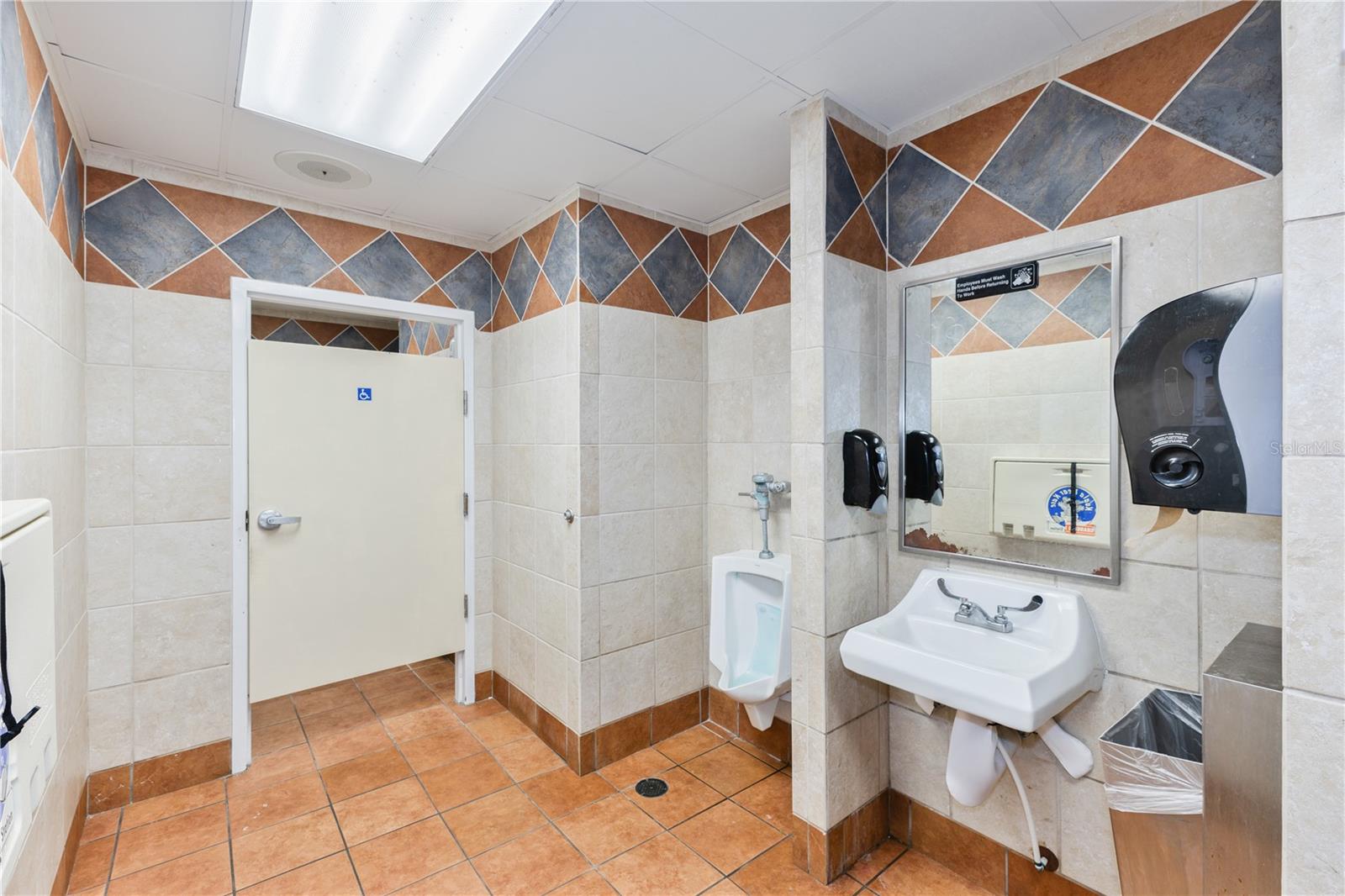 8841 COMMODITY CIR, ORLANDO, FL, 32819