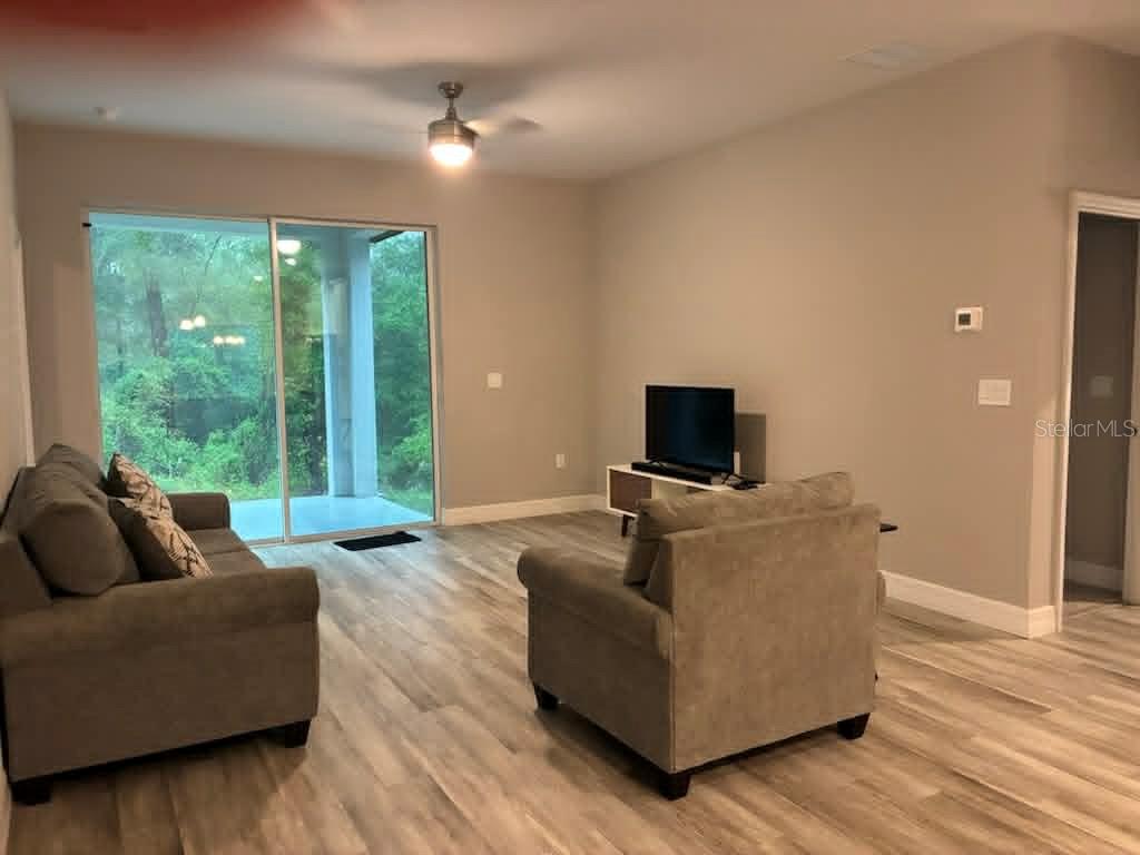 524 E AVONDALE DR, DUNNELLON, FL, 34434