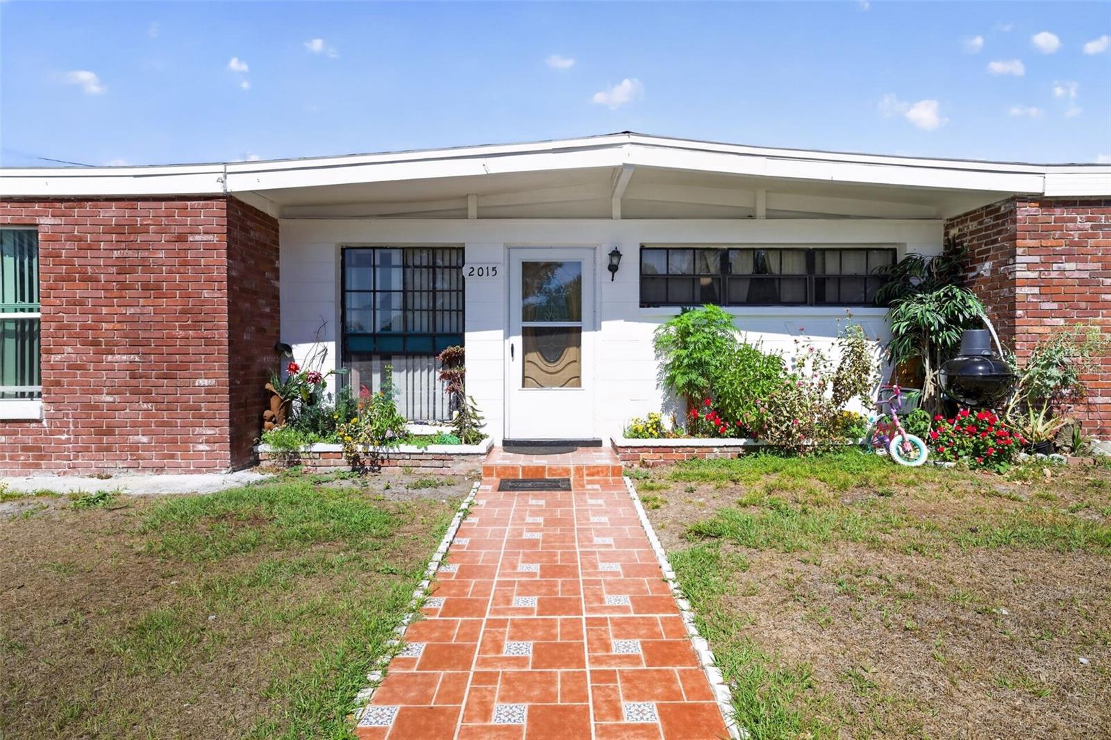 2015 CLARICE CIR, TAMPA, FL, 33619
