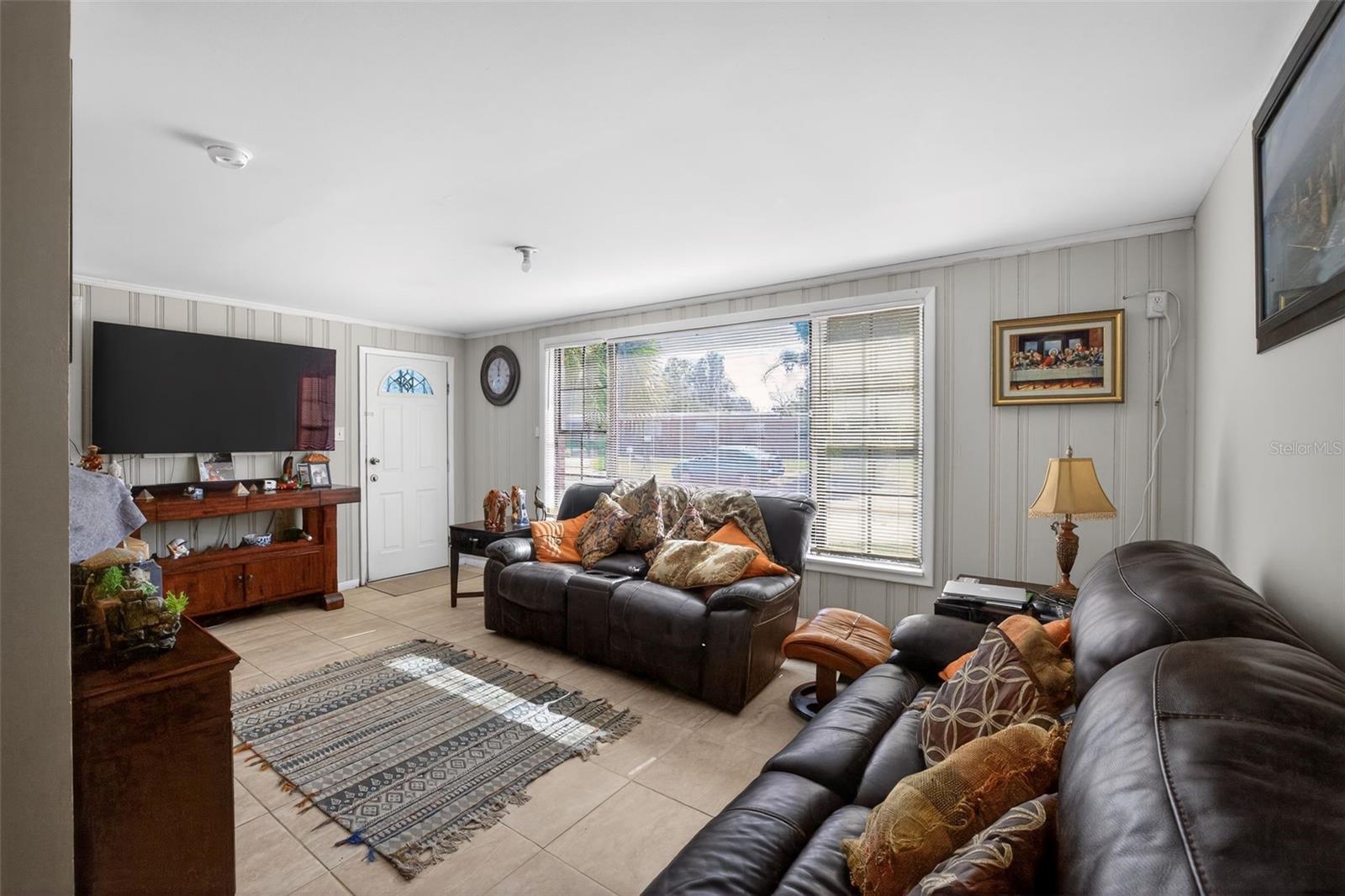 2015 CLARICE CIR, TAMPA, FL, 33619