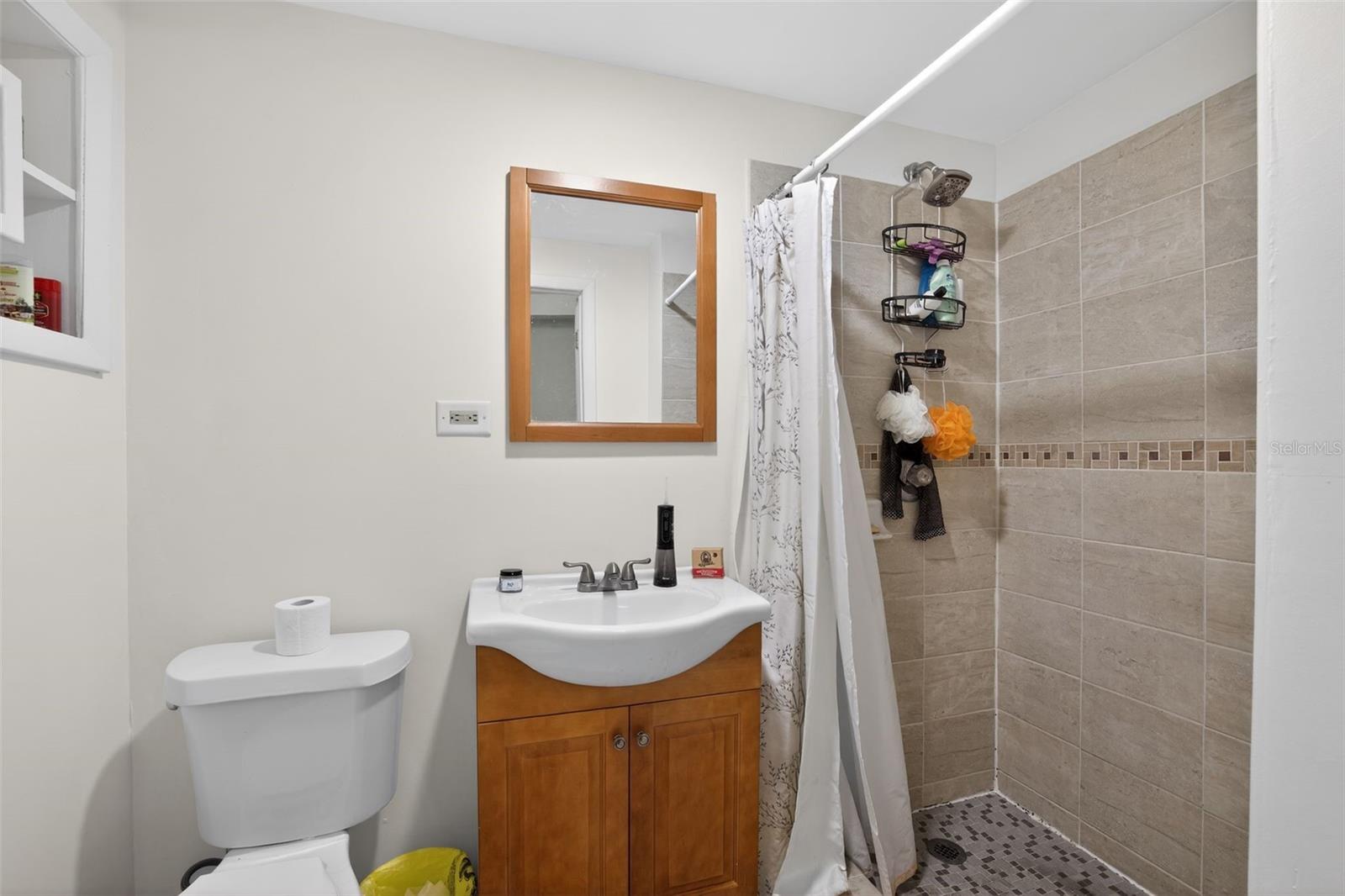 2015 CLARICE CIR, TAMPA, FL, 33619