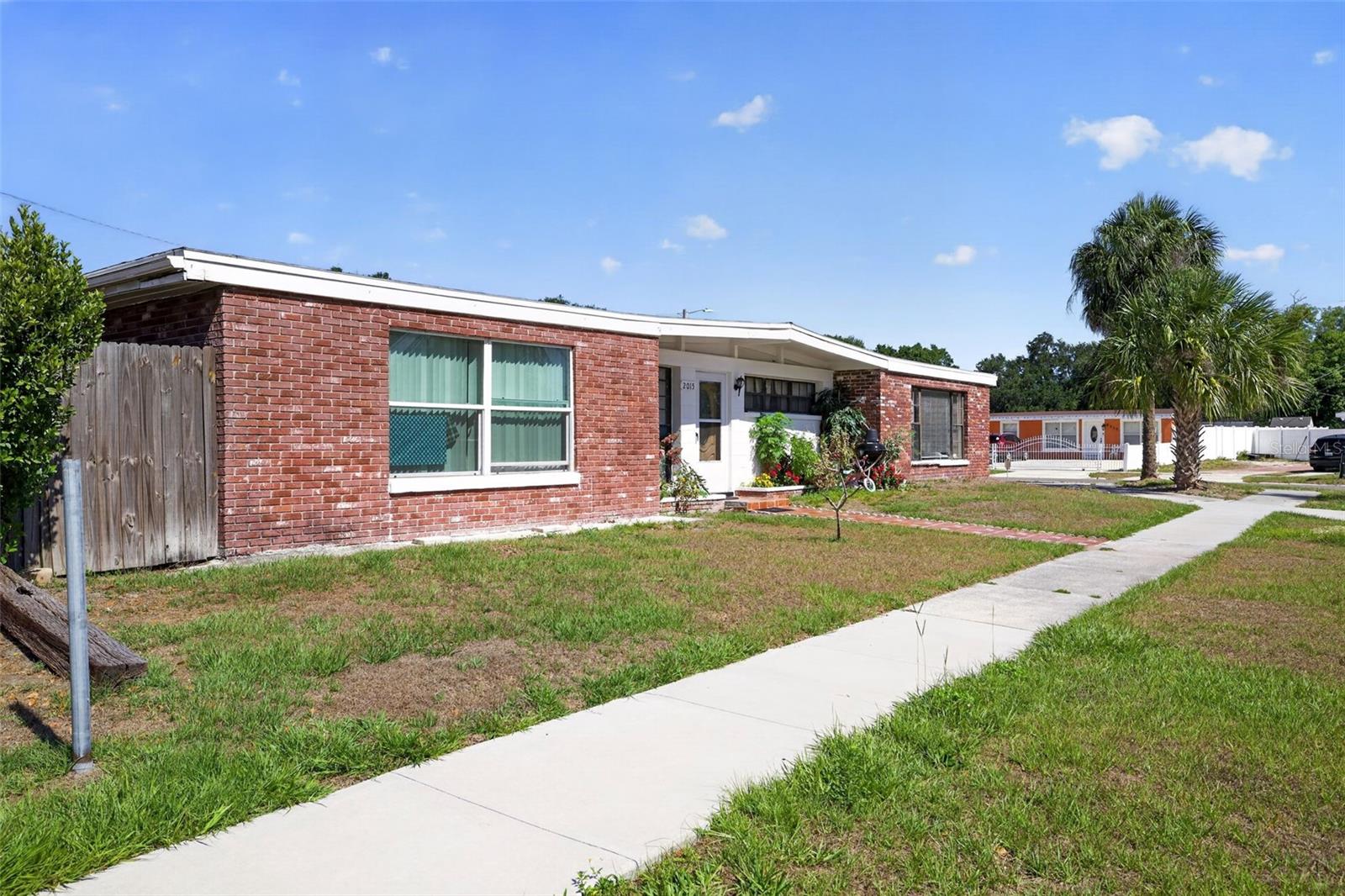 2015 CLARICE CIR, TAMPA, FL, 33619