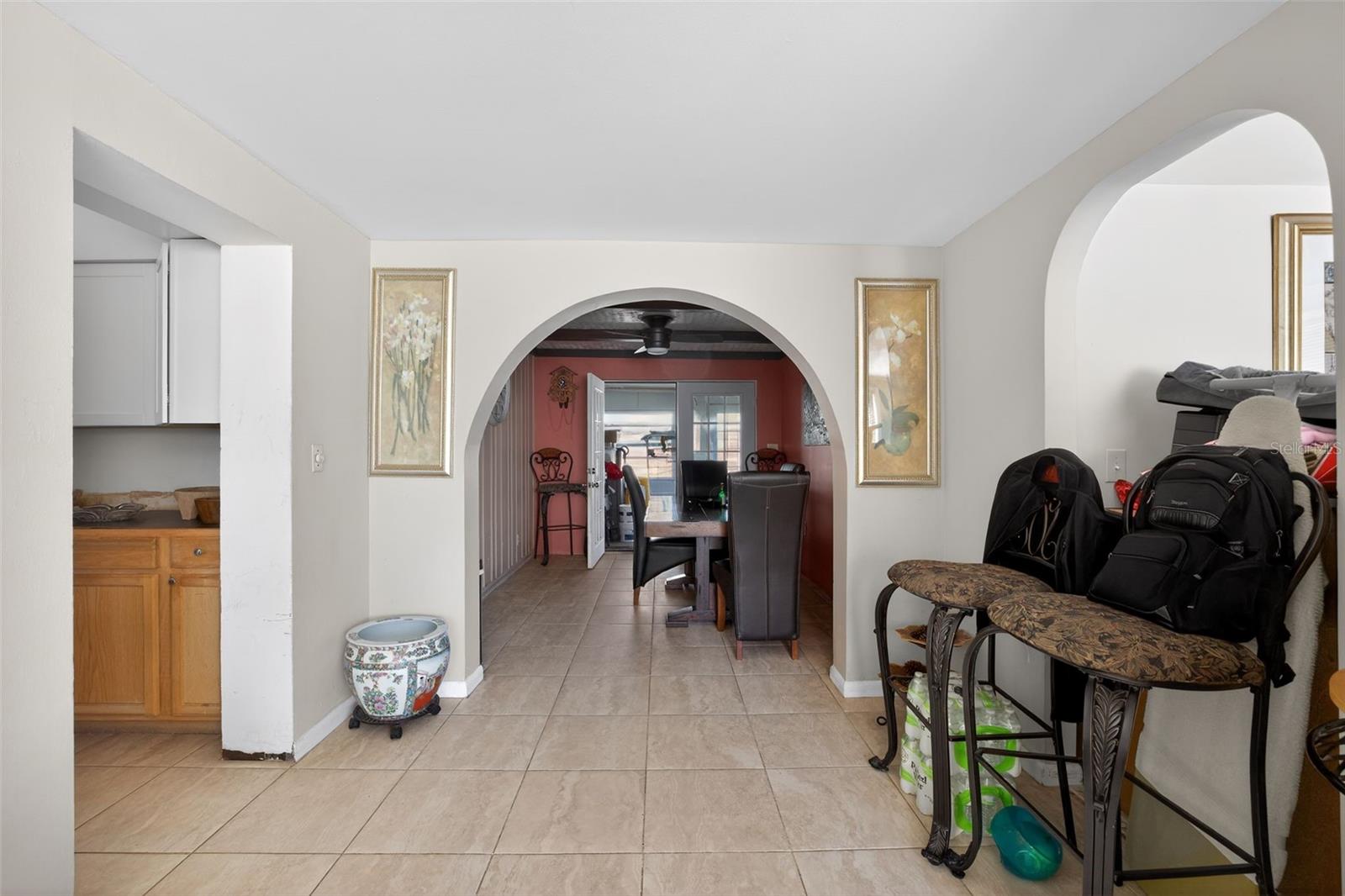 2015 CLARICE CIR, TAMPA, FL, 33619