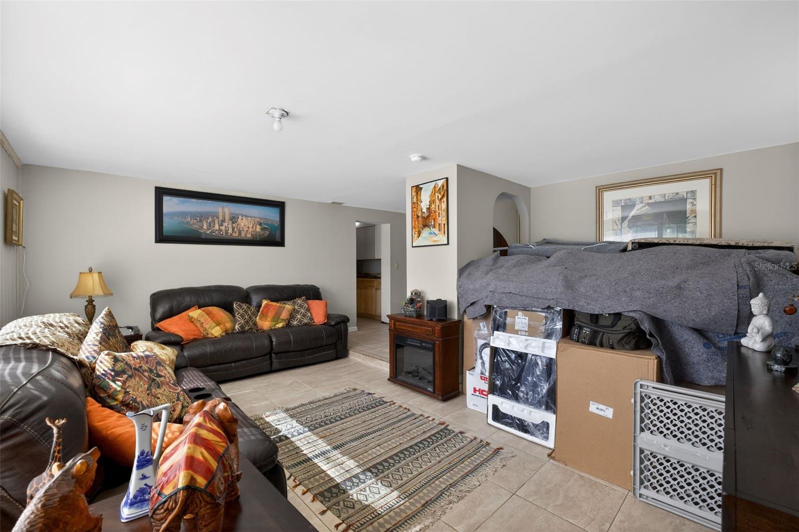 2015 CLARICE CIR, TAMPA, FL, 33619