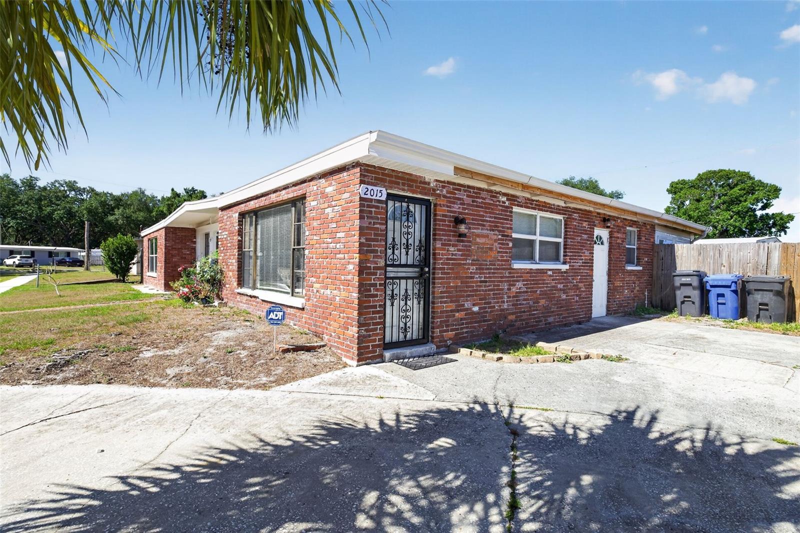 2015 CLARICE CIR, TAMPA, FL, 33619
