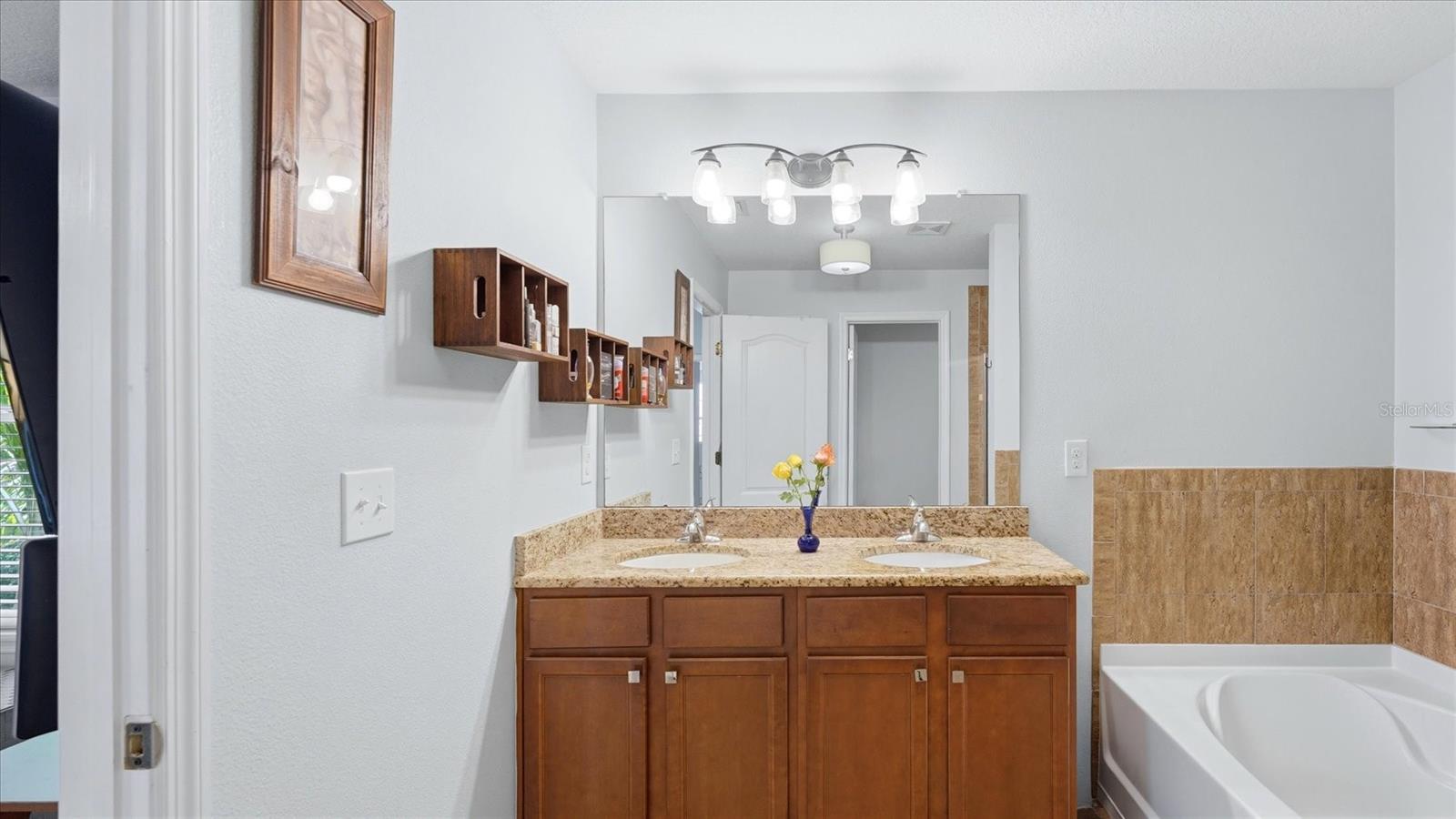 5666 AARON CT, SARASOTA, FL, 34232