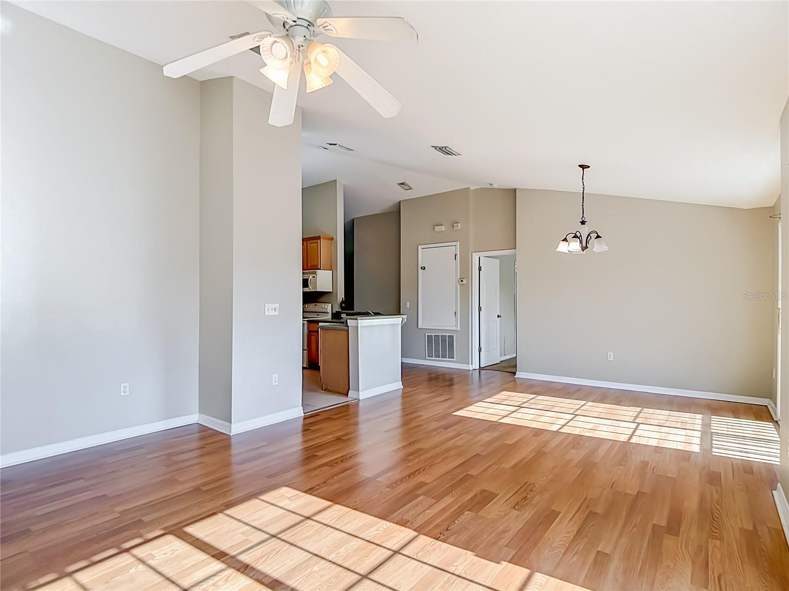 27901 PLEASURE RIDE LOOP, WESLEY CHAPEL, FL, 33544