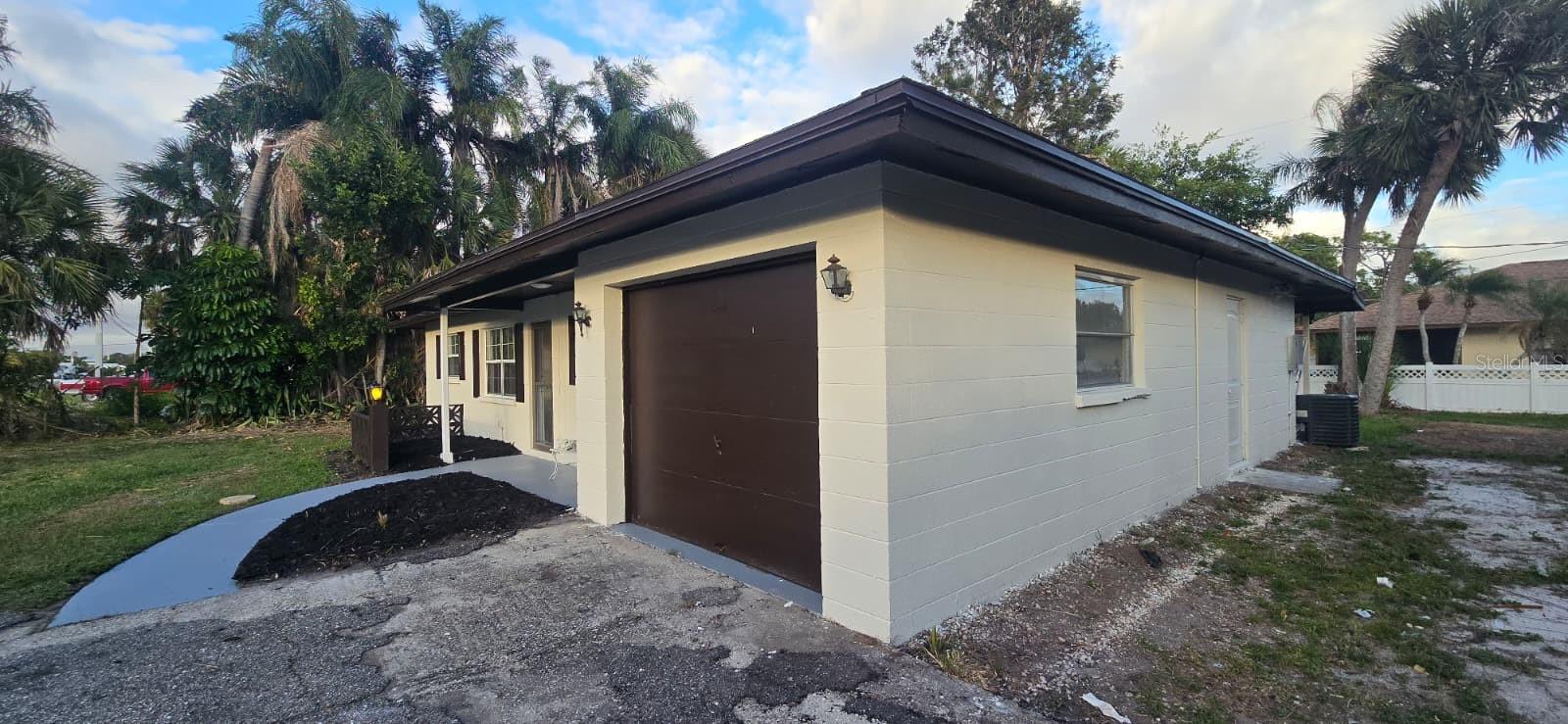 345 S VENICE BLVD, VENICE, FL, 34293