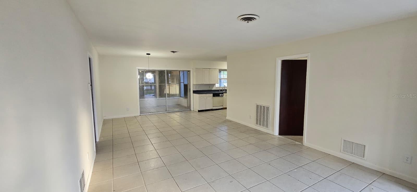 345 S VENICE BLVD, VENICE, FL, 34293