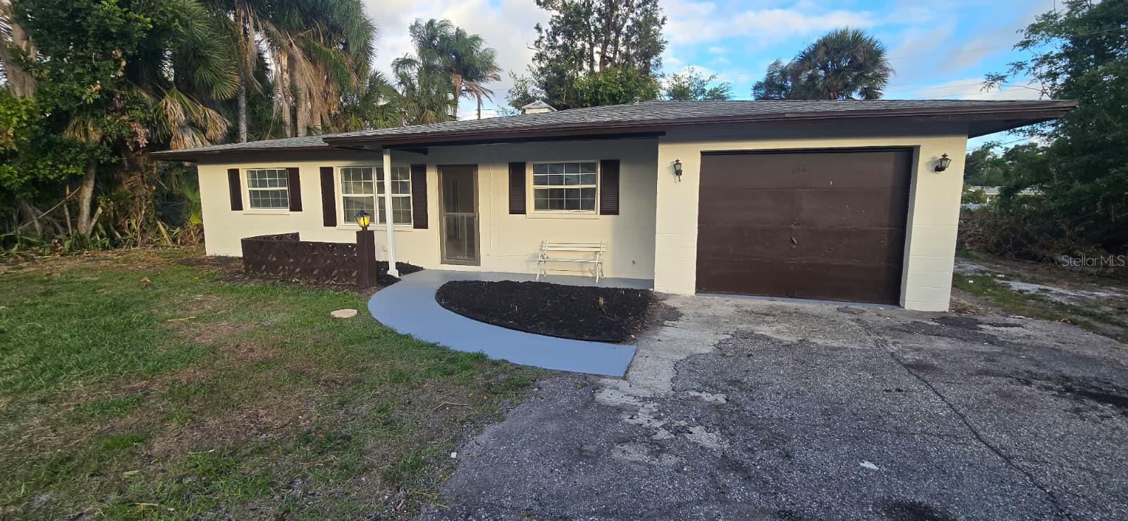 345 S VENICE BLVD, VENICE, FL, 34293