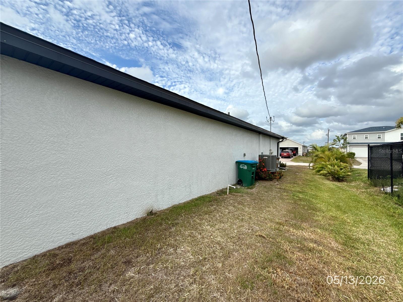 3010 NE 6TH PL, CAPE CORAL, FL, 33909