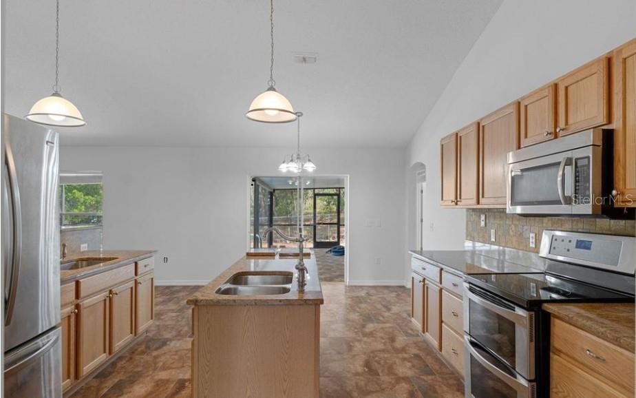 12411 CONVENT GARDEN RD, BROOKSVILLE, FL, 34613