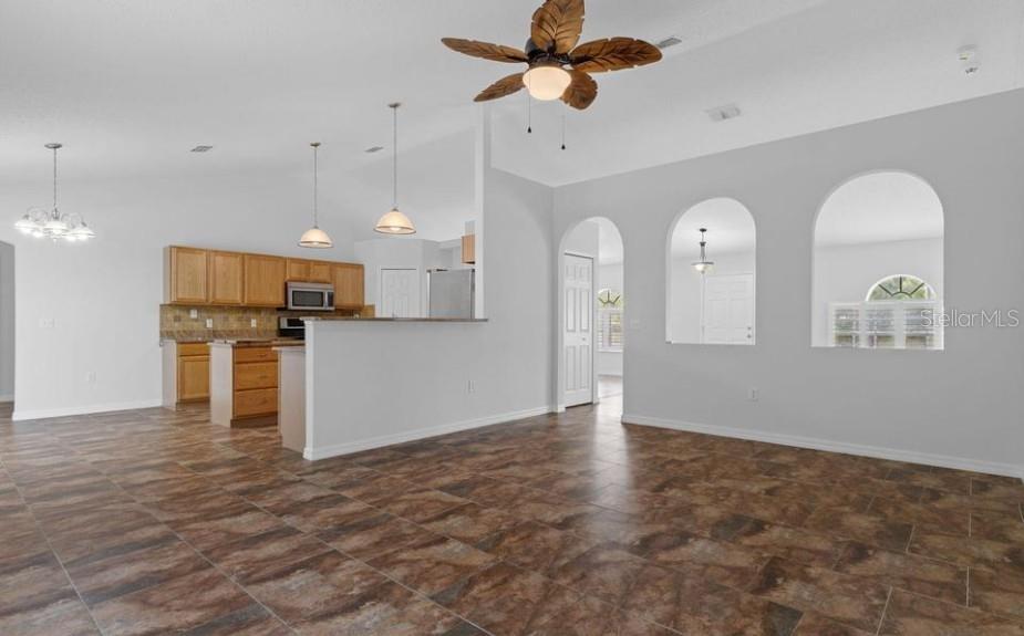 12411 CONVENT GARDEN RD, BROOKSVILLE, FL, 34613