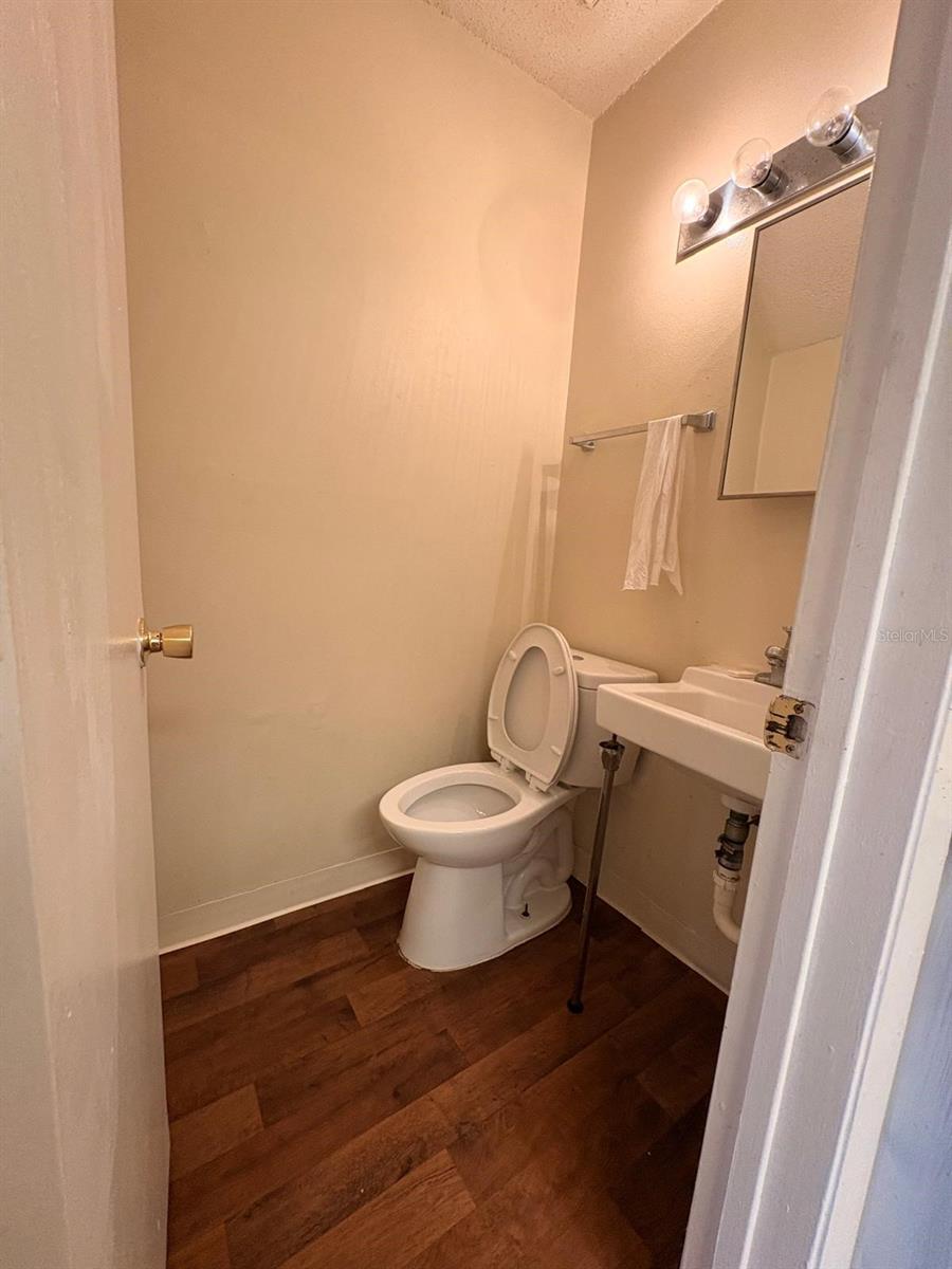 4155 S SEMORAN BLVD #3, ORLANDO, FL, 32822