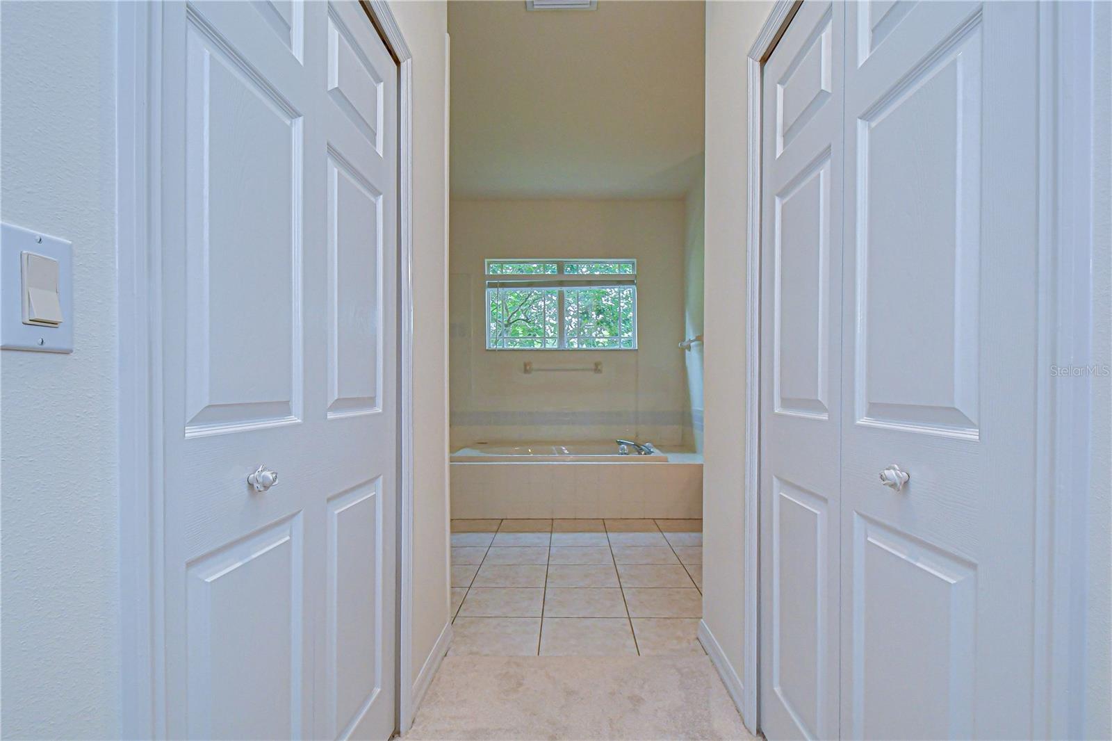 1142 LUMSDEN TRACE CIR, VALRICO, FL, 33594