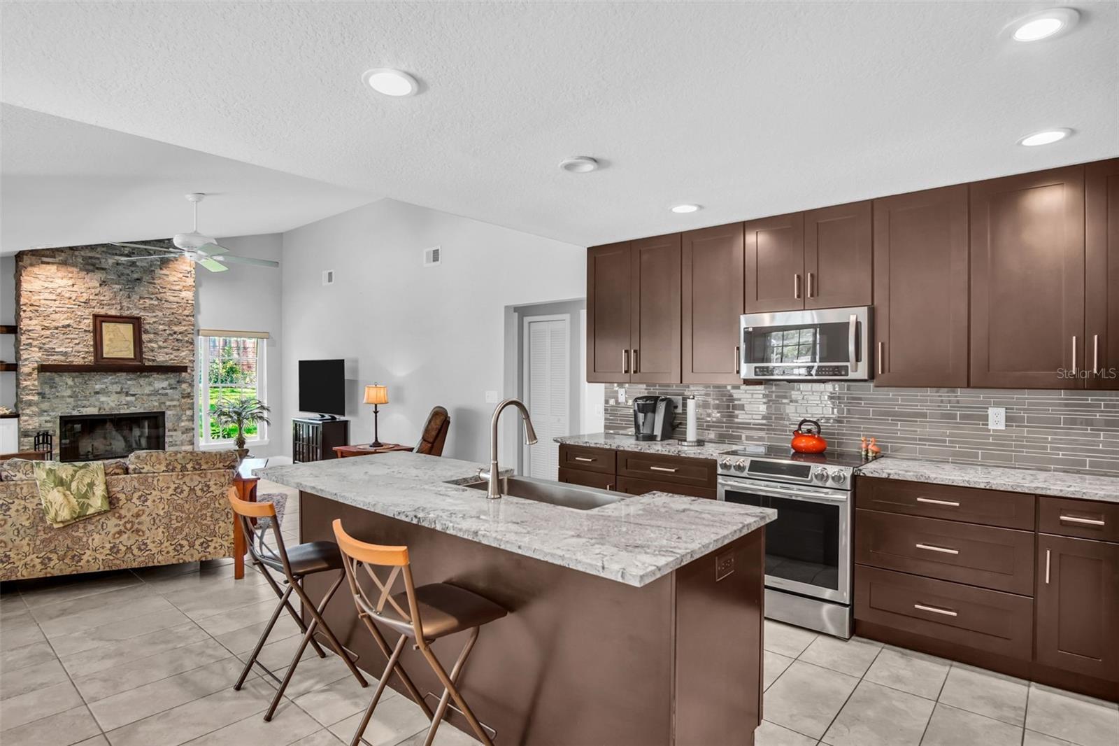 2654 CRYSTAL CIR, DUNEDIN, FL, 34698