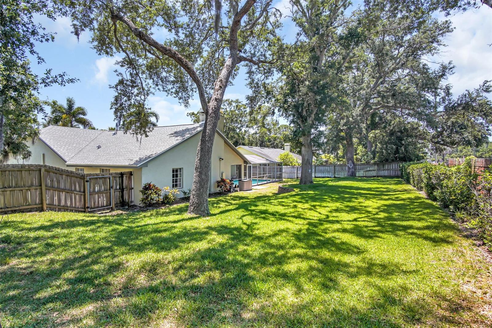 2654 CRYSTAL CIR, DUNEDIN, FL, 34698