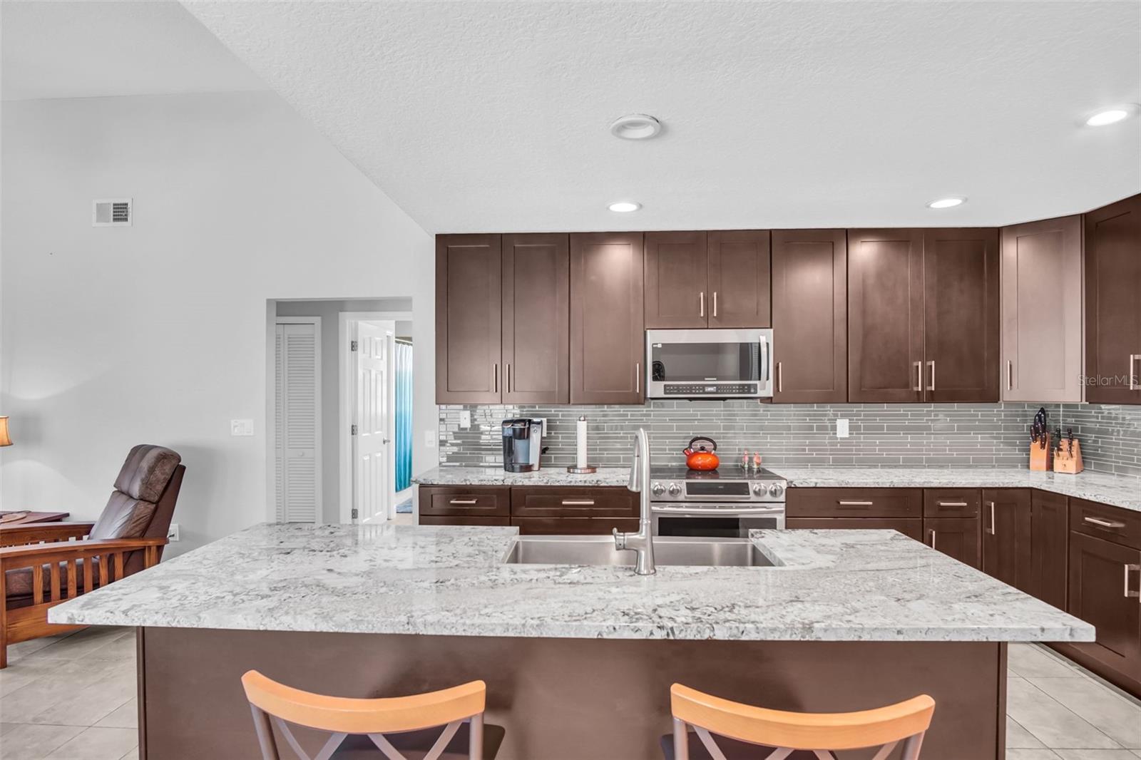 2654 CRYSTAL CIR, DUNEDIN, FL, 34698