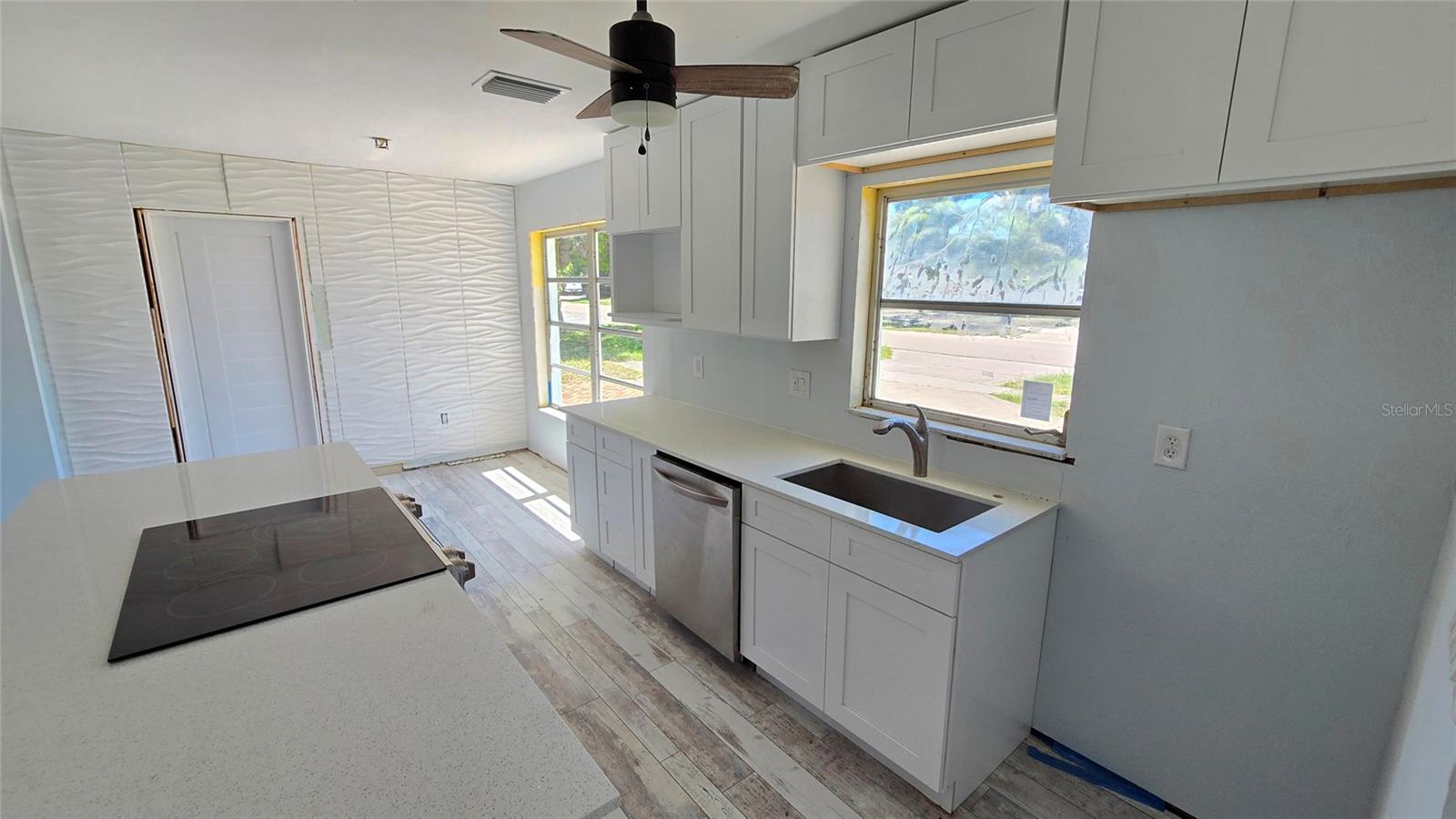 201 MARCO LAKE DR, MARCO ISLAND, FL, 34145