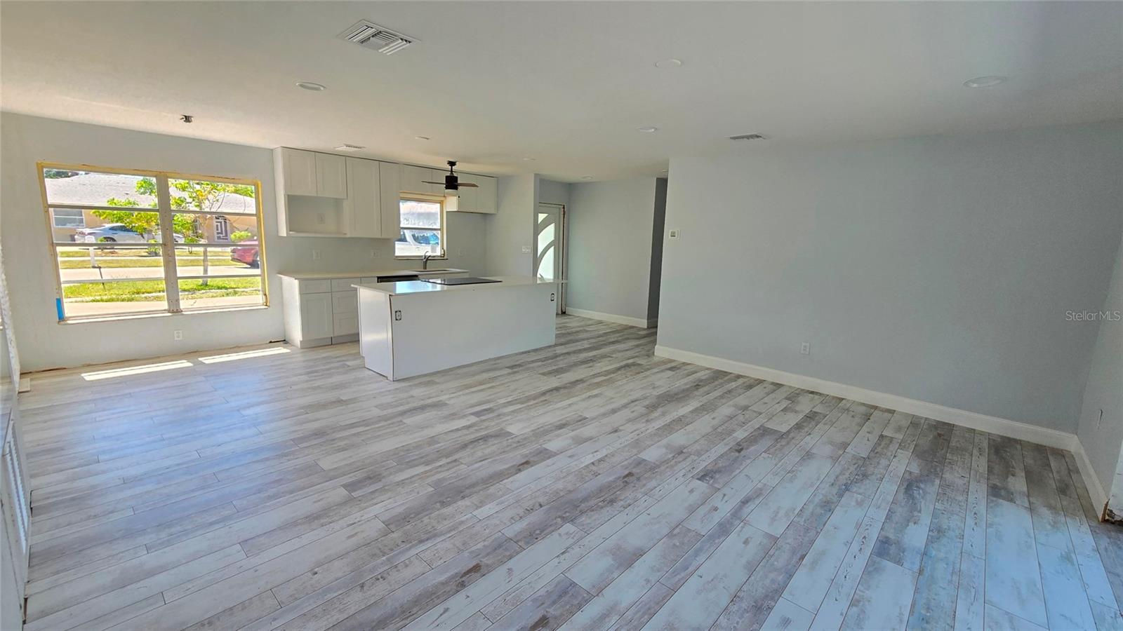 201 MARCO LAKE DR, MARCO ISLAND, FL, 34145