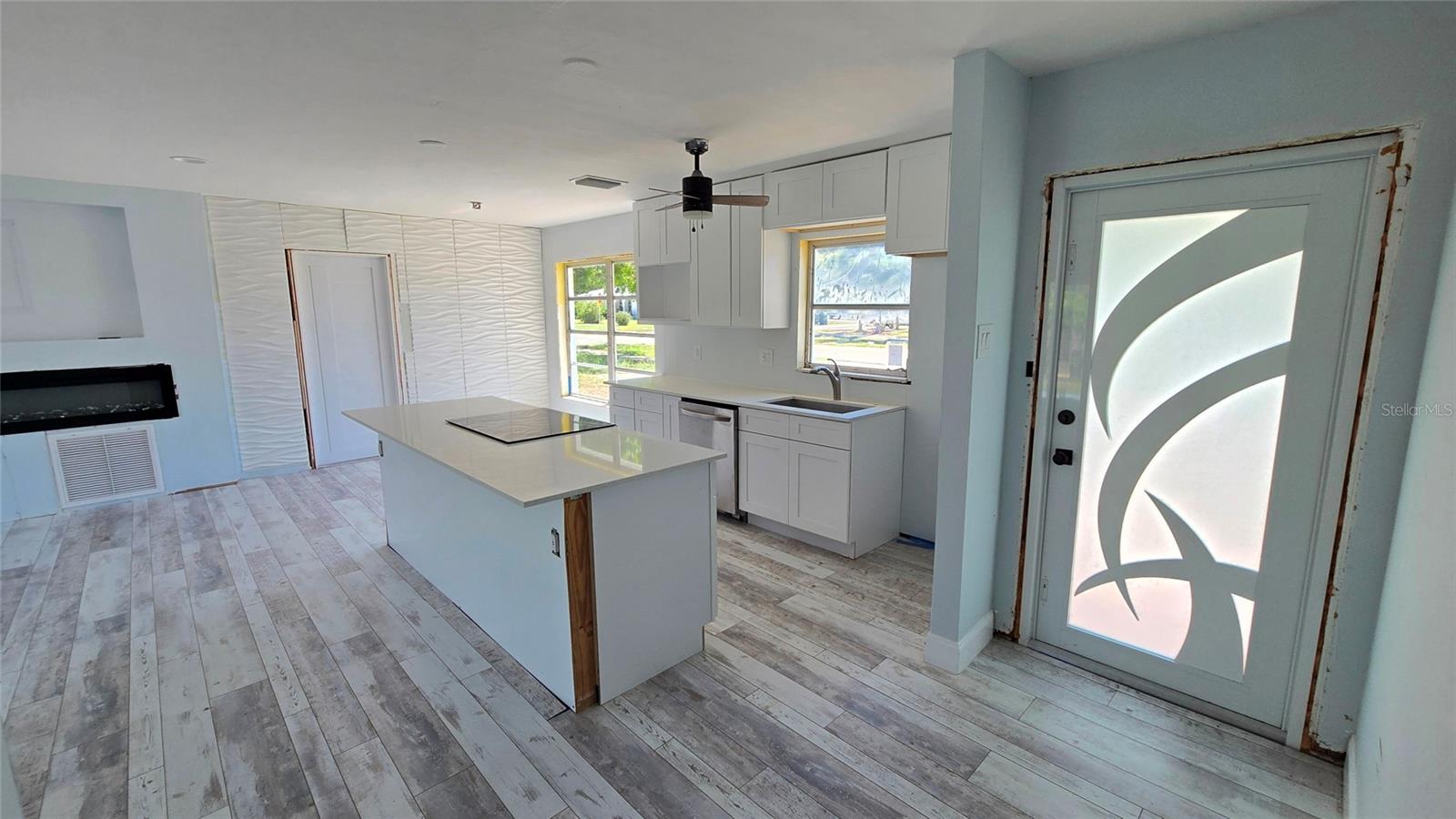 201 MARCO LAKE DR, MARCO ISLAND, FL, 34145