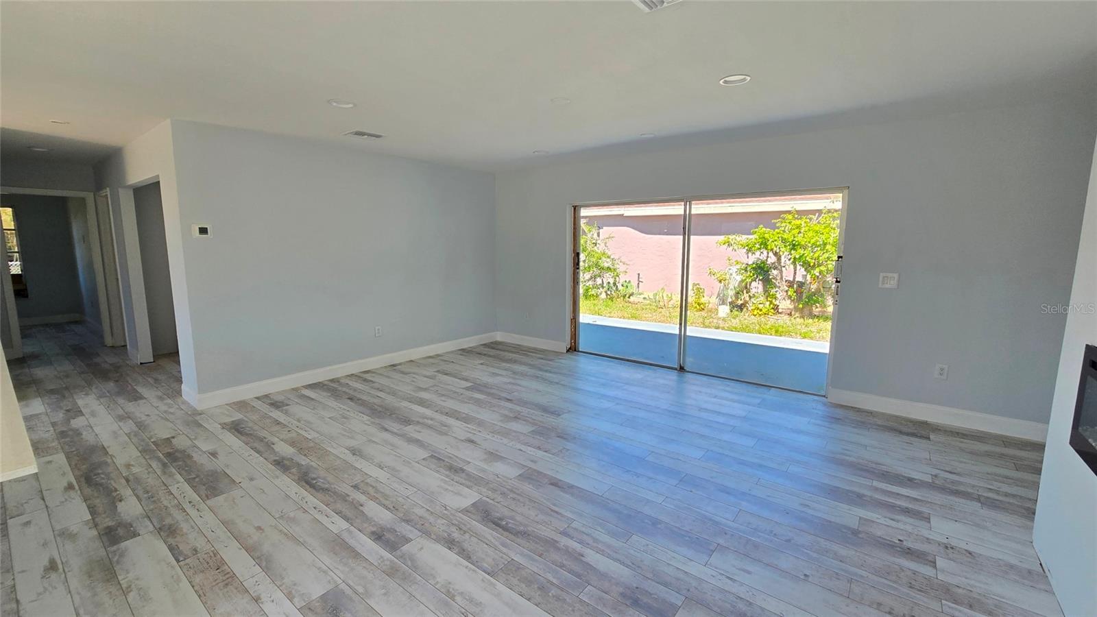 201 MARCO LAKE DR, MARCO ISLAND, FL, 34145