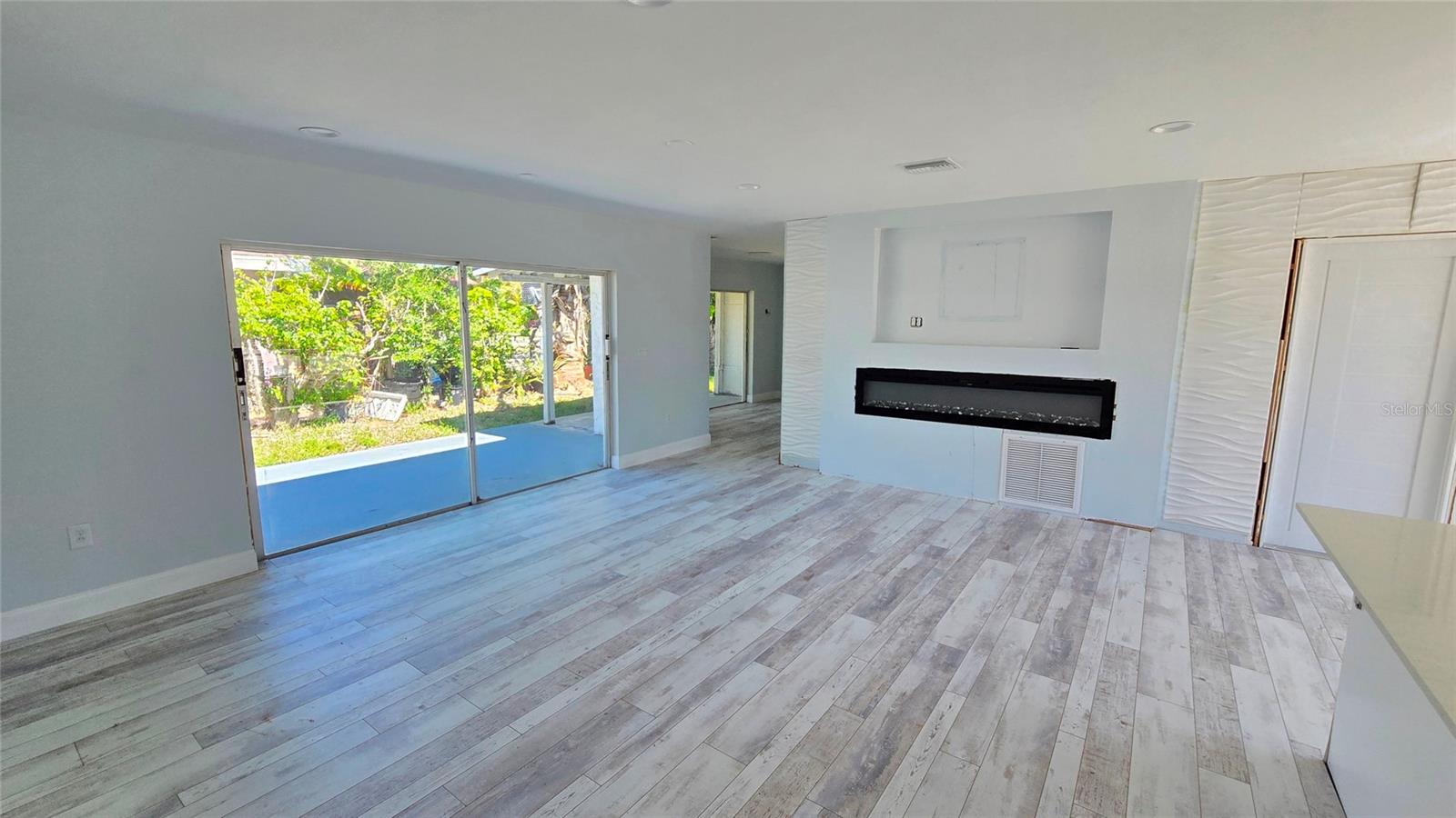 201 MARCO LAKE DR, MARCO ISLAND, FL, 34145