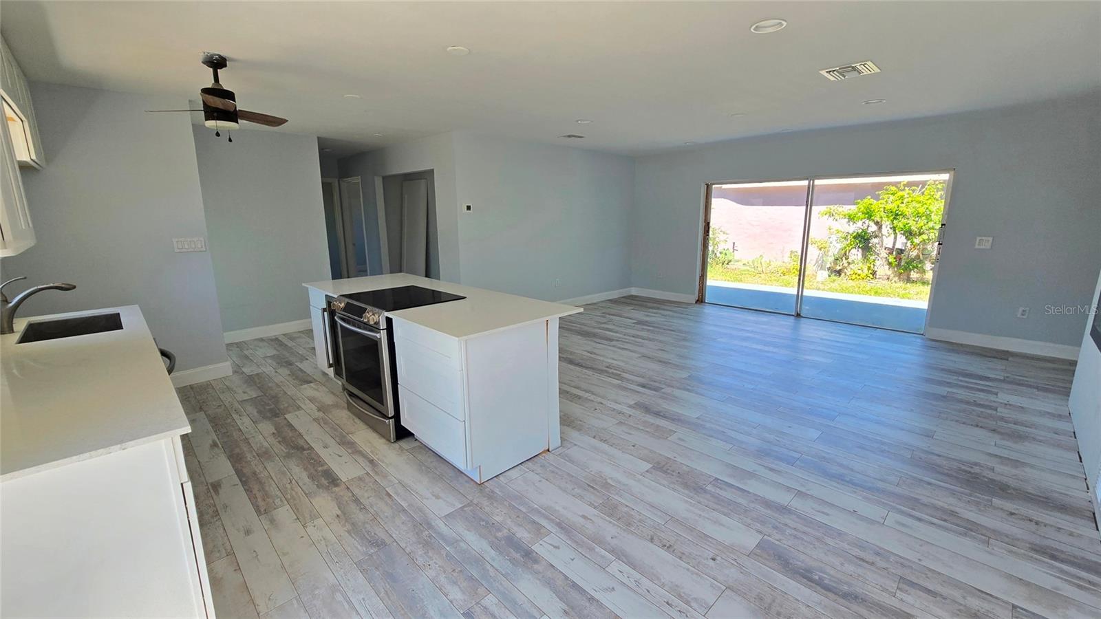 201 MARCO LAKE DR, MARCO ISLAND, FL, 34145