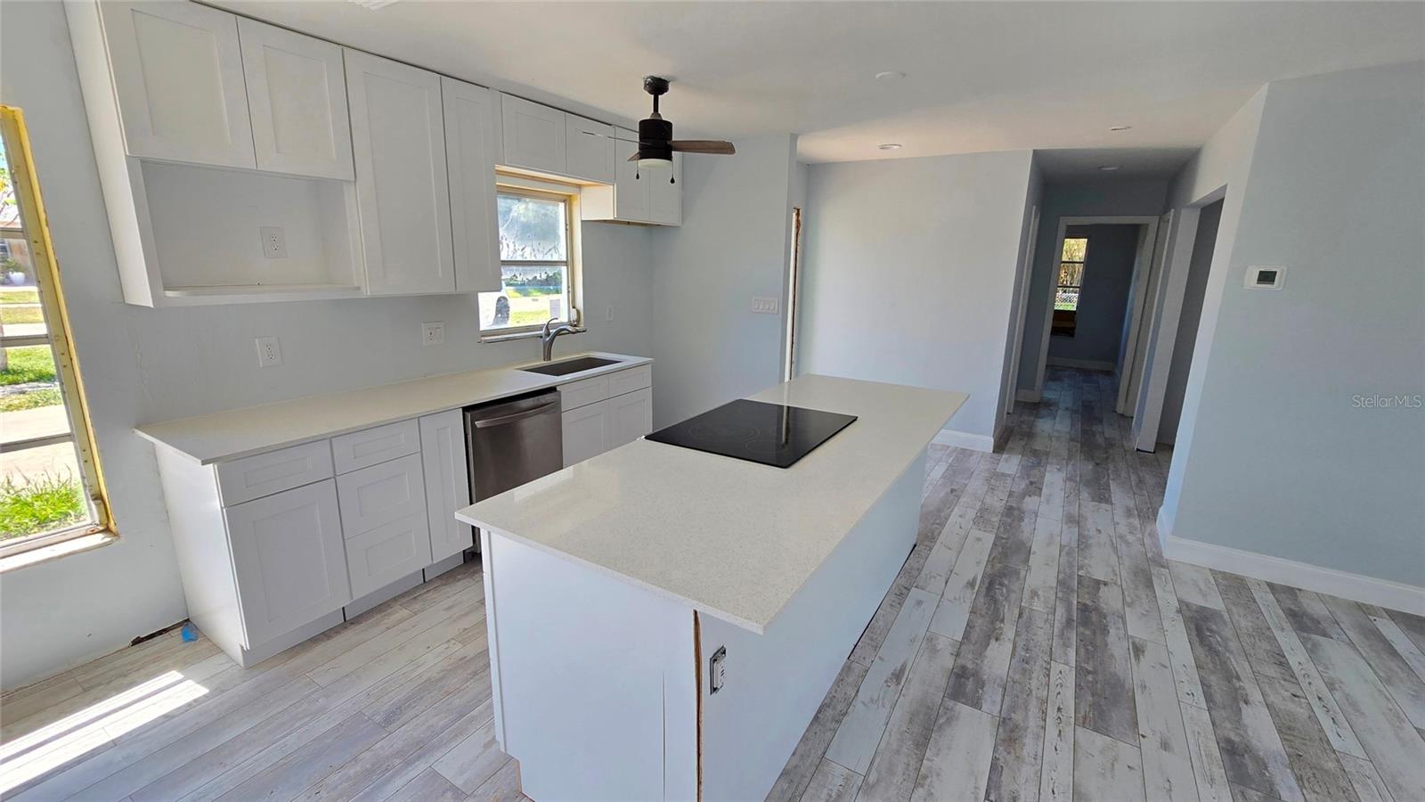 201 MARCO LAKE DR, MARCO ISLAND, FL, 34145