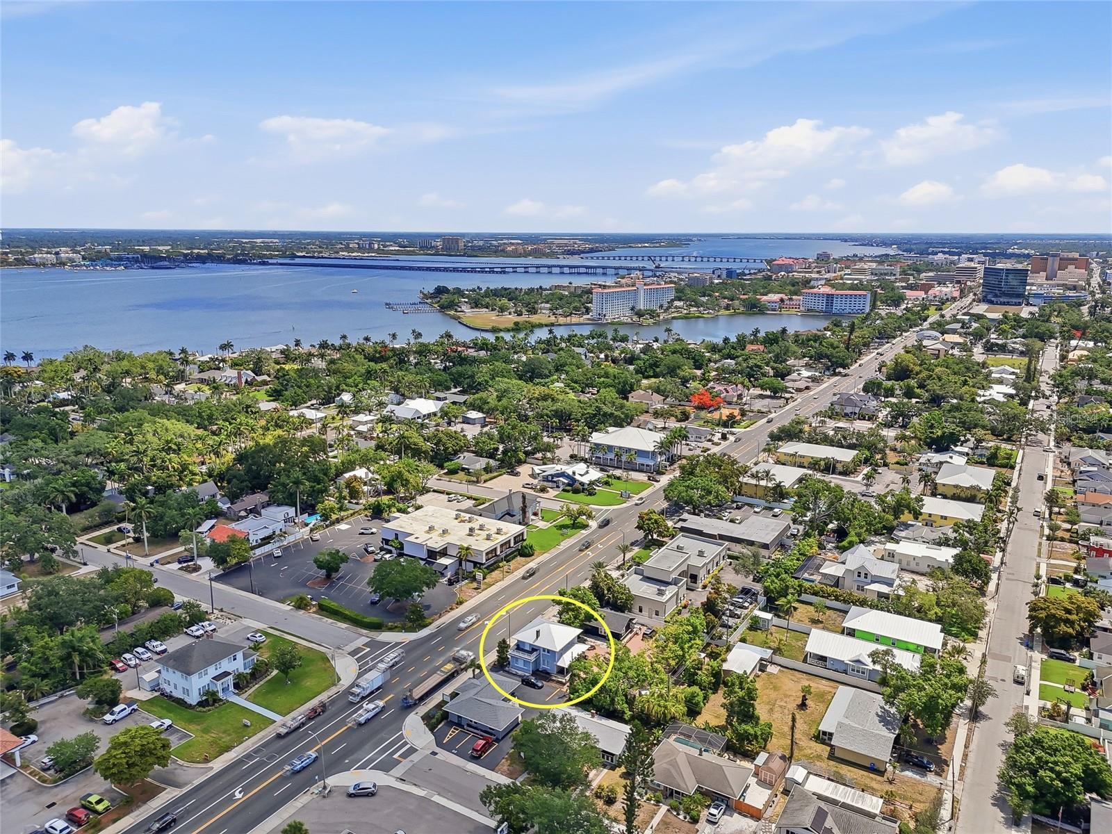 2423 MANATEE AVE W, BRADENTON, FL, 34205