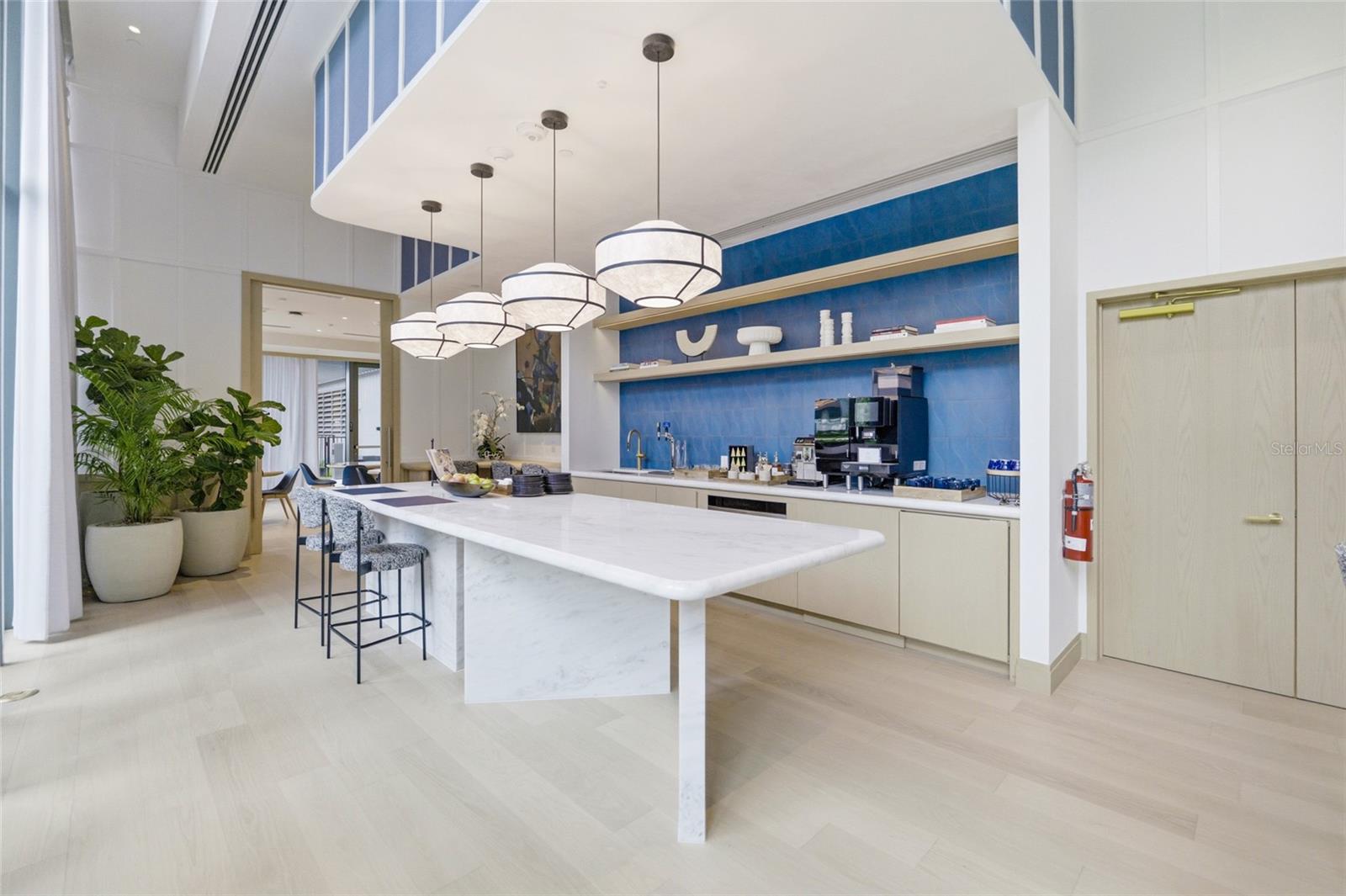 3015 S YSABELLA AVE #2102, TAMPA, FL, 33629