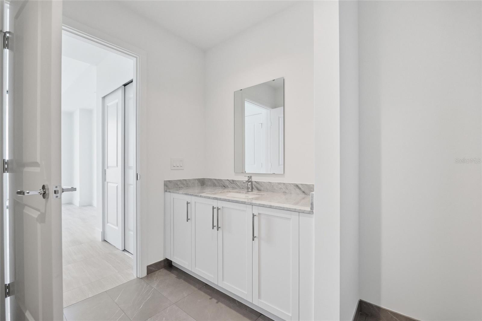 3015 S YSABELLA AVE #2102, TAMPA, FL, 33629