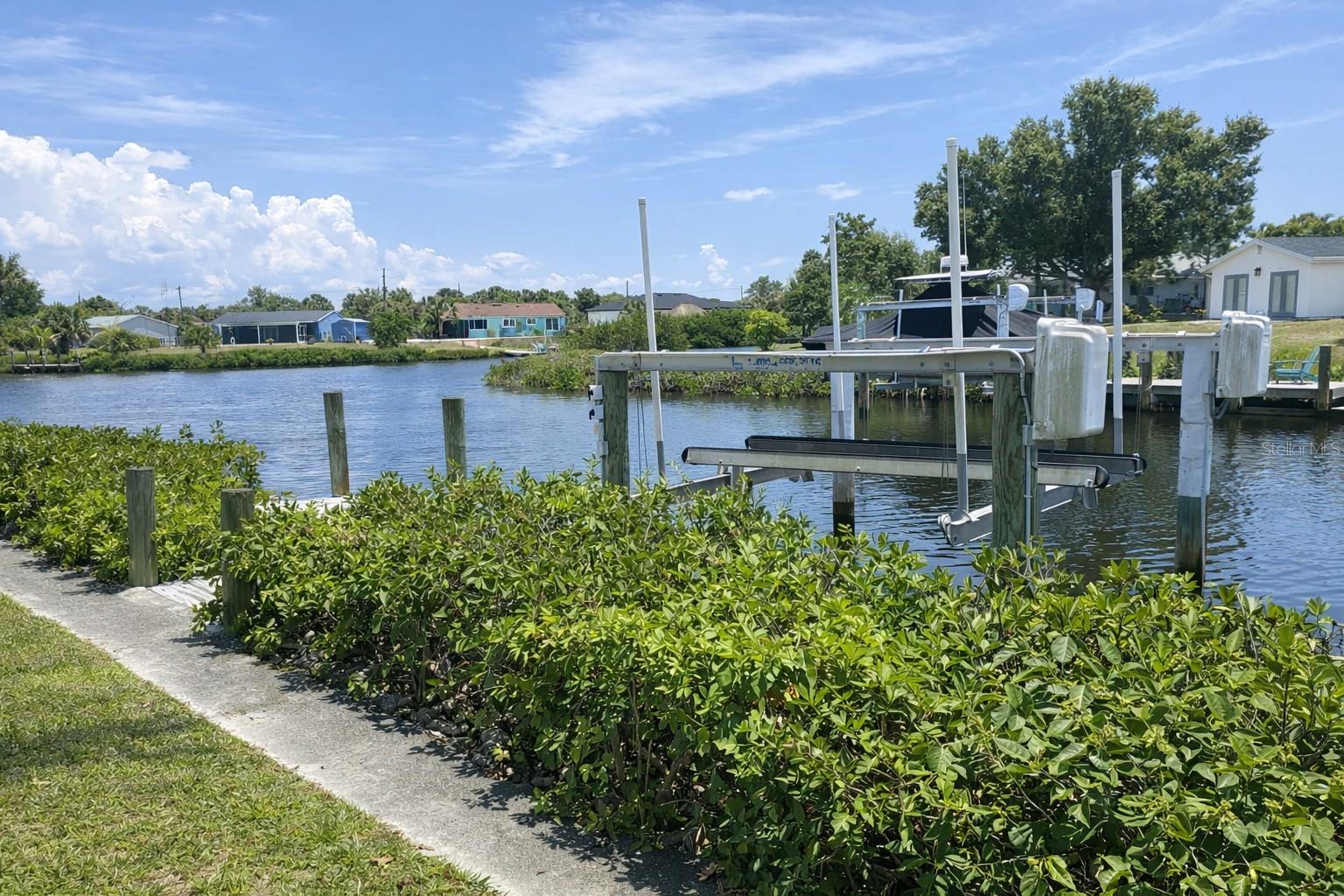 18146 AVONSDALE CIR, PORT CHARLOTTE, FL, 33948