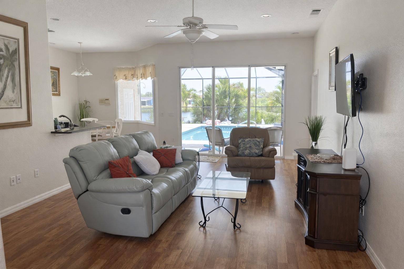 18146 AVONSDALE CIR, PORT CHARLOTTE, FL, 33948