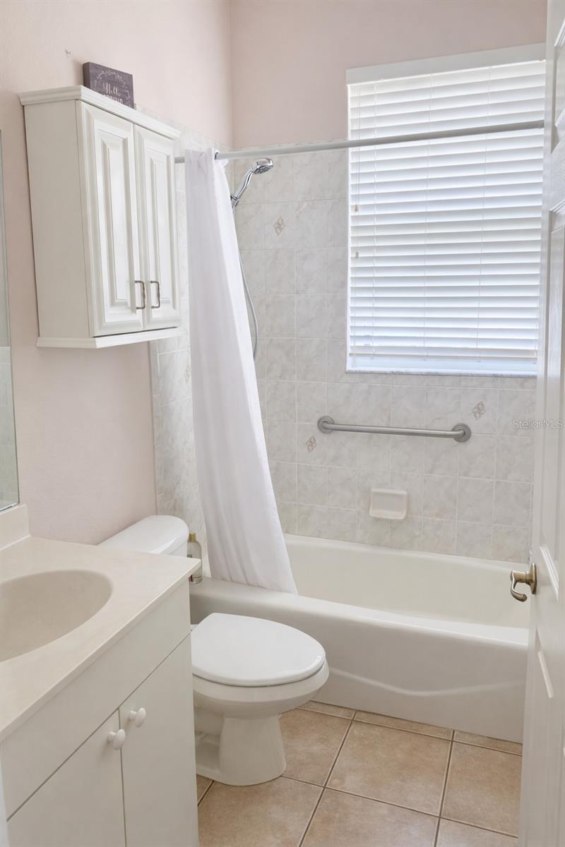 18146 AVONSDALE CIR, PORT CHARLOTTE, FL, 33948