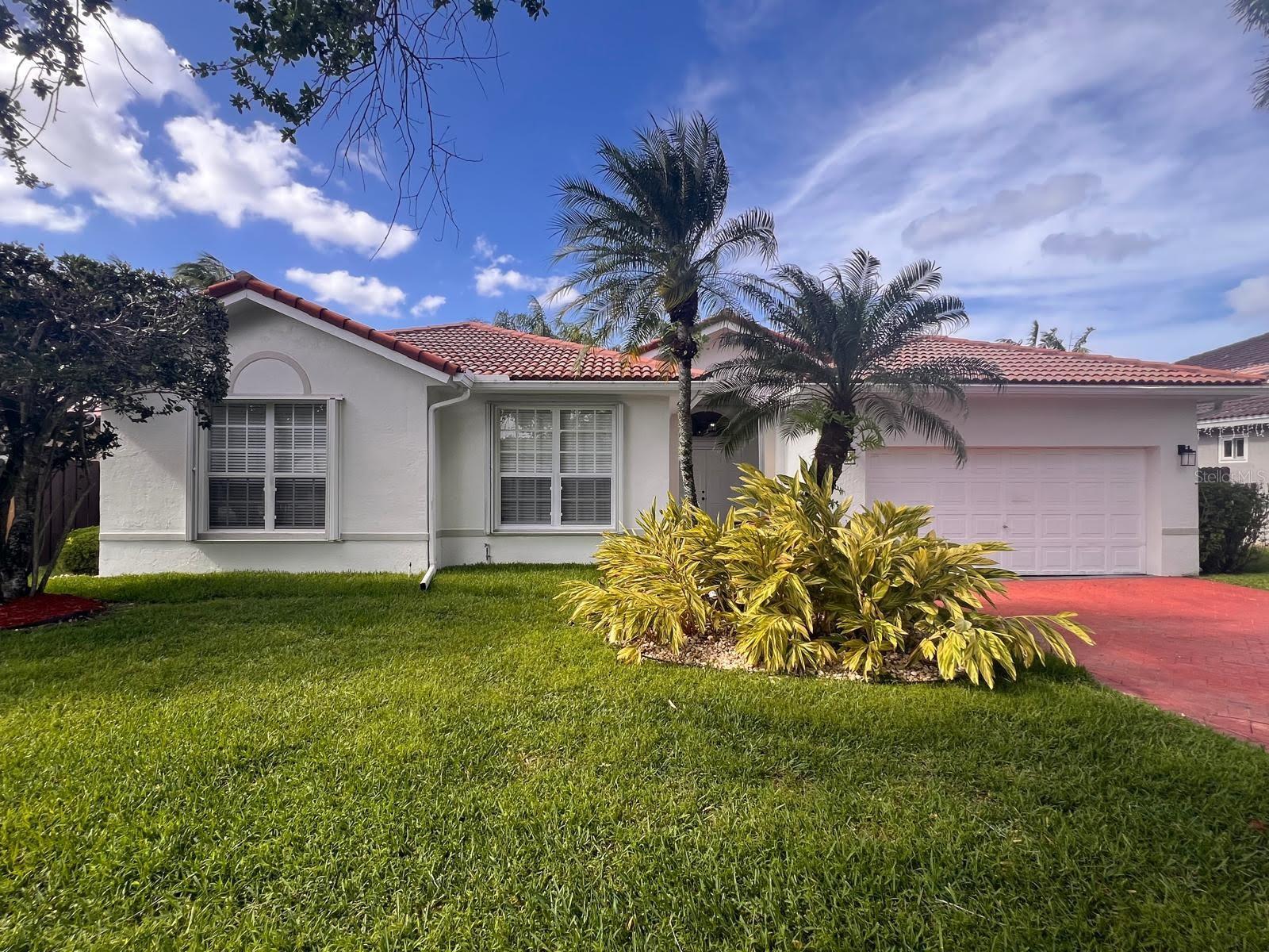 15761 SW 148 TER, MIAMI, FL, 33187