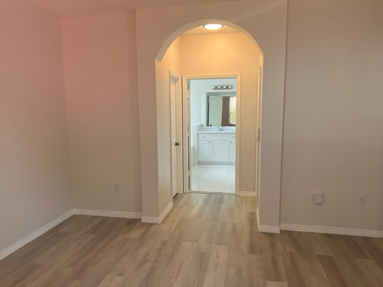 15761 SW 148 TER, MIAMI, FL, 33187
