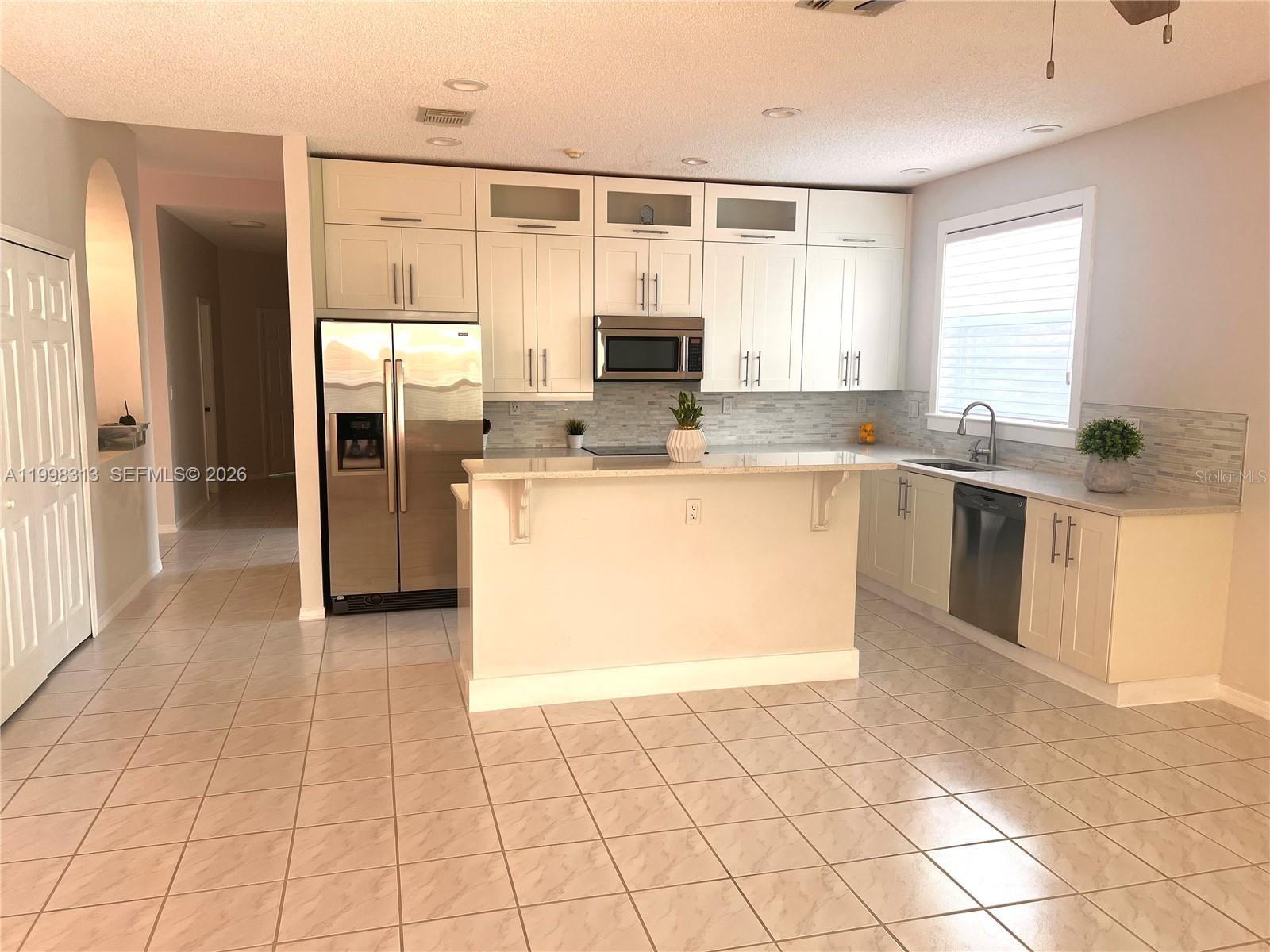 15761 SW 148 TER, MIAMI, FL, 33187