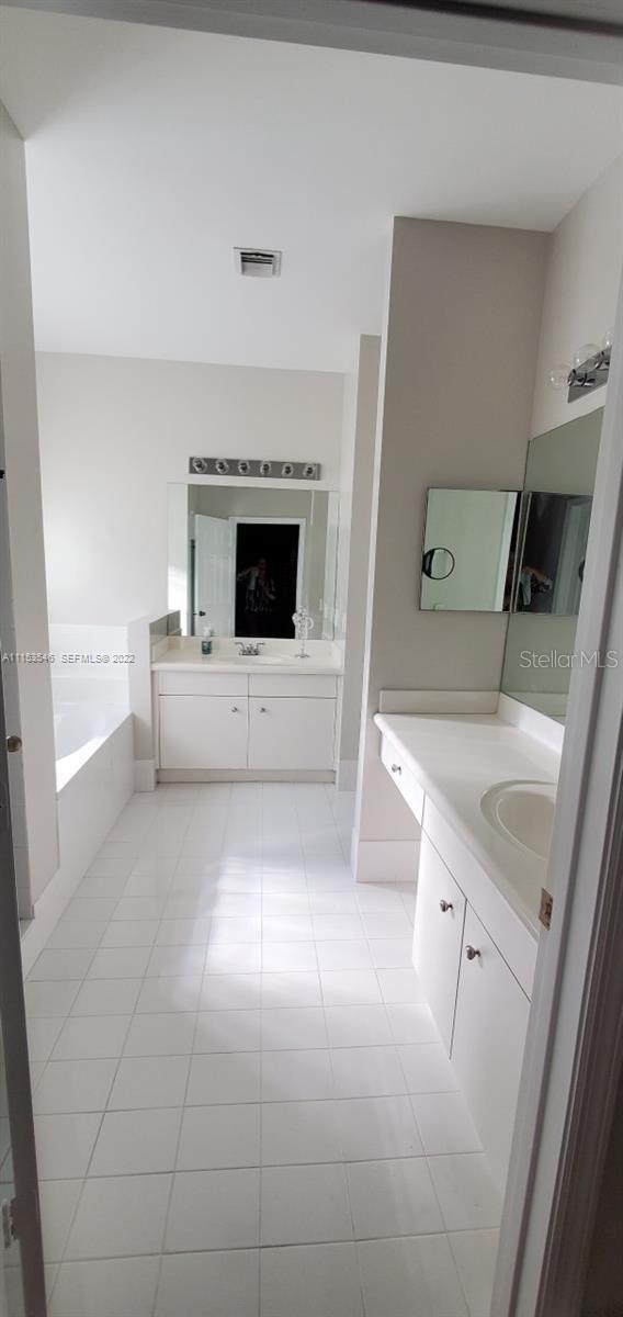 15761 SW 148 TER, MIAMI, FL, 33187