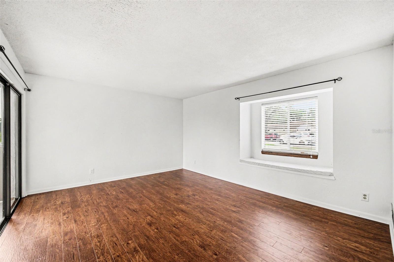 909 NORTHBROOK DR, ORMOND BEACH, FL, 32174
