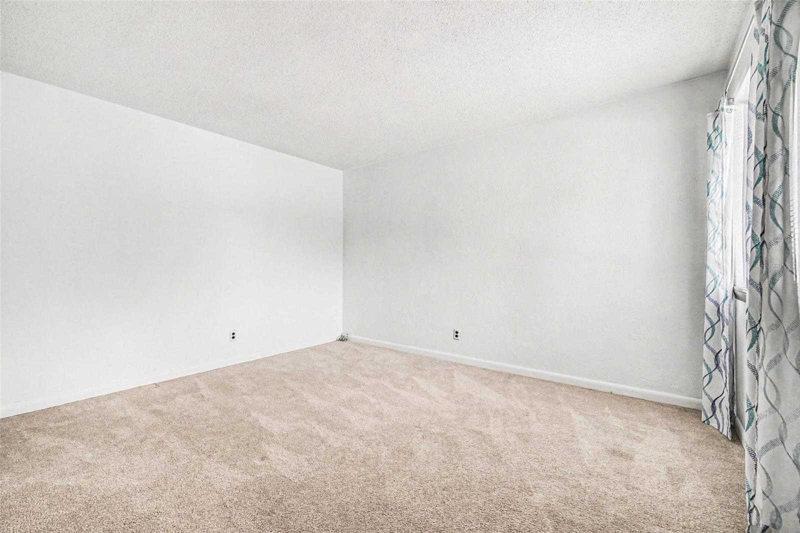 909 NORTHBROOK DR, ORMOND BEACH, FL, 32174
