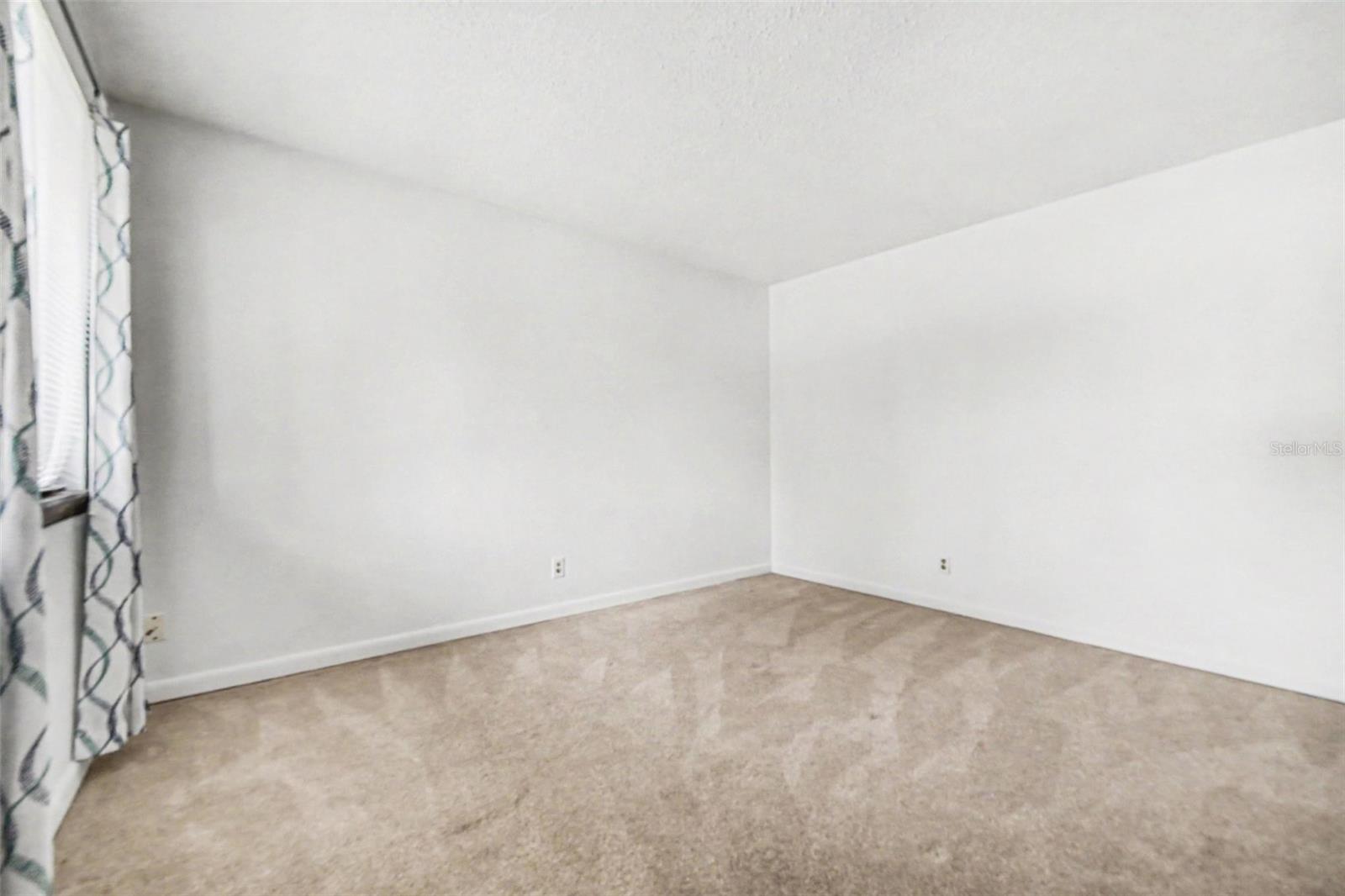 909 NORTHBROOK DR, ORMOND BEACH, FL, 32174