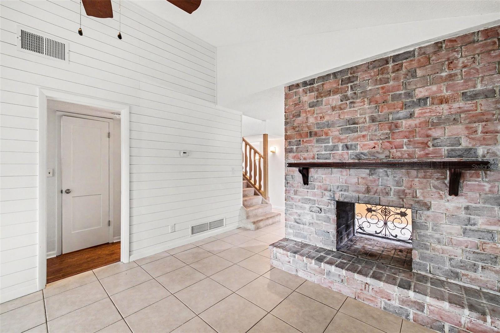909 NORTHBROOK DR, ORMOND BEACH, FL, 32174