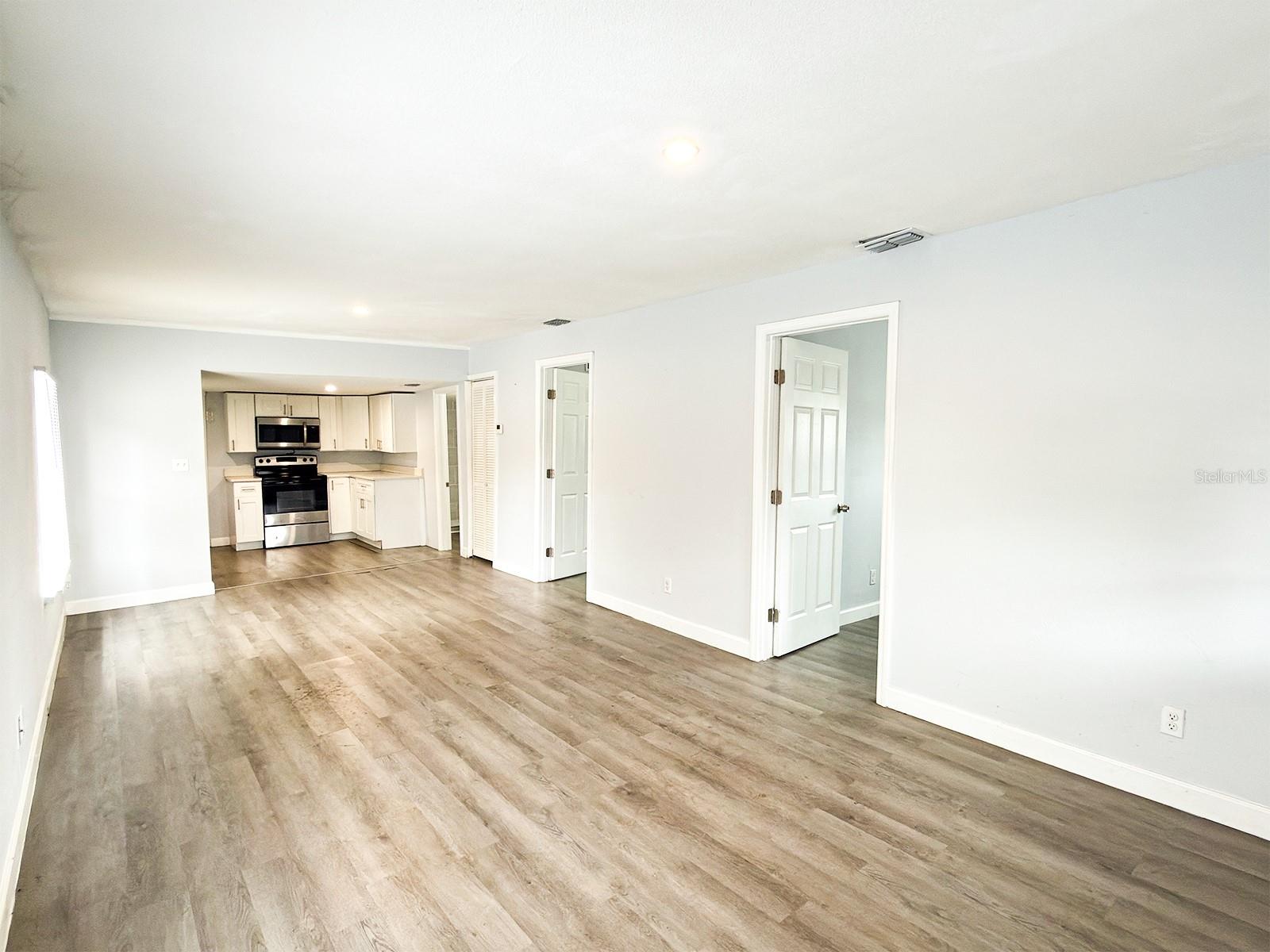 2882 SANFORD AVE, SANFORD, FL, 32773