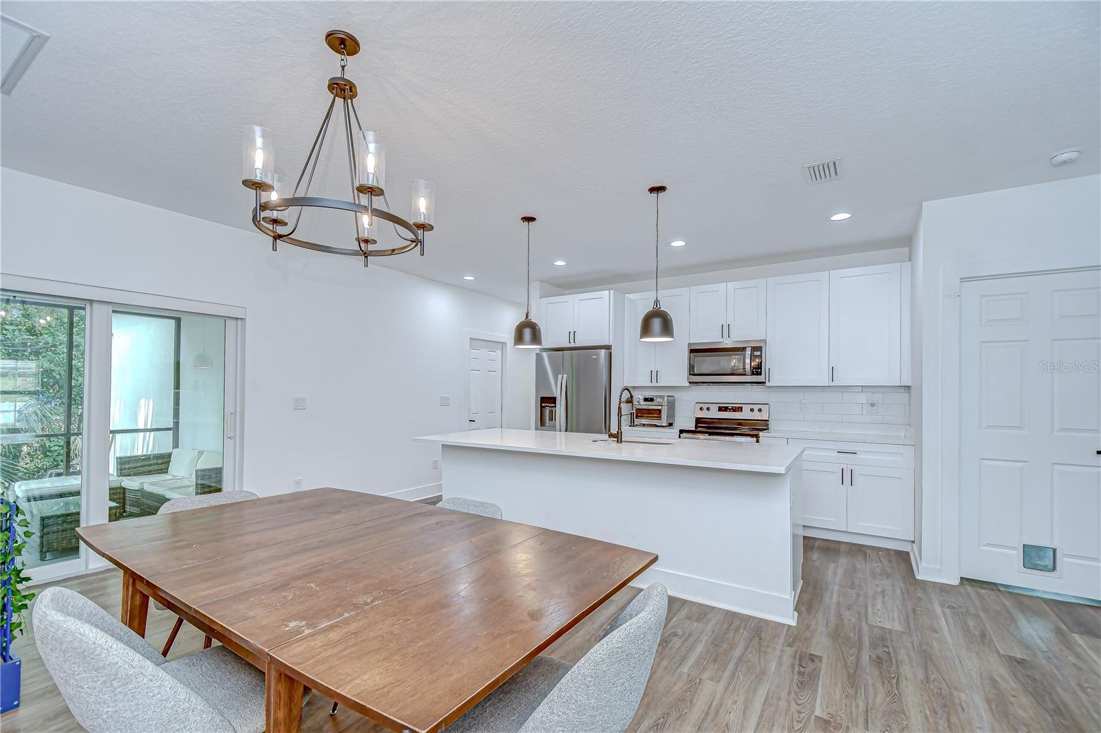 1051 44TH ST S, ST PETERSBURG, FL, 33711