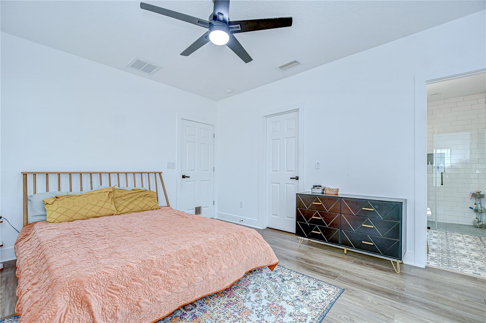1051 44TH ST S, ST PETERSBURG, FL, 33711