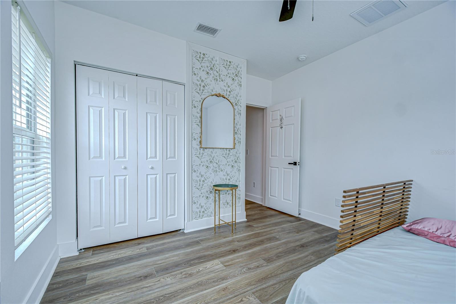1051 44TH ST S, ST PETERSBURG, FL, 33711