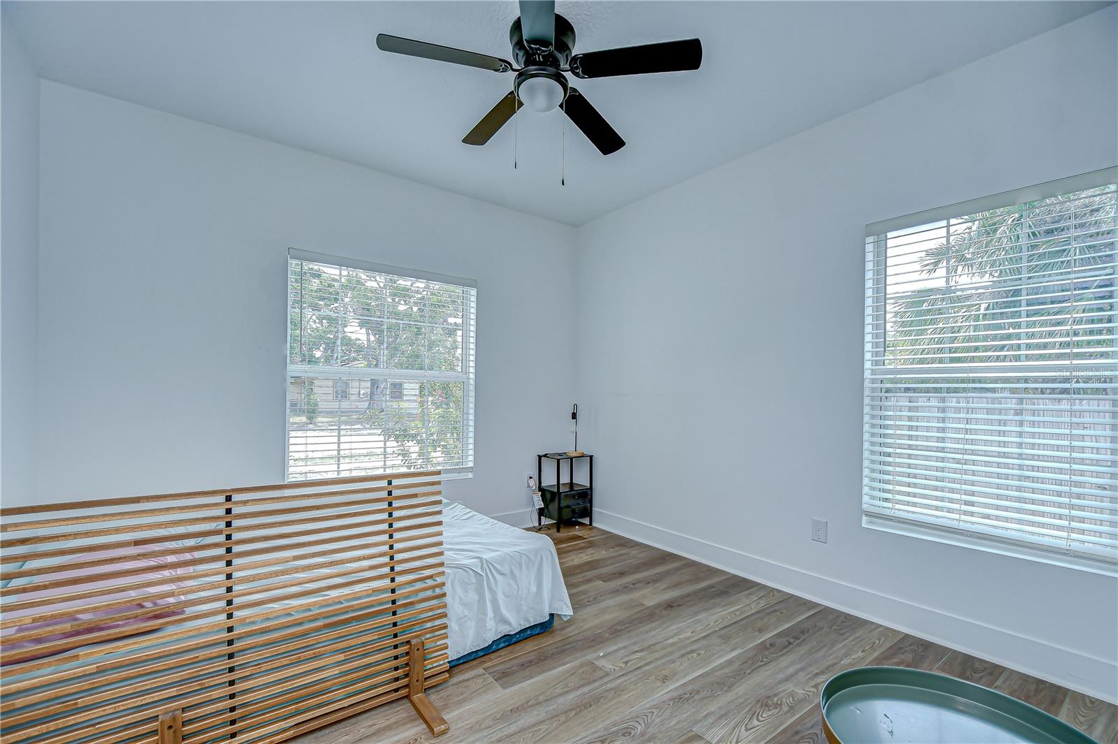 1051 44TH ST S, ST PETERSBURG, FL, 33711