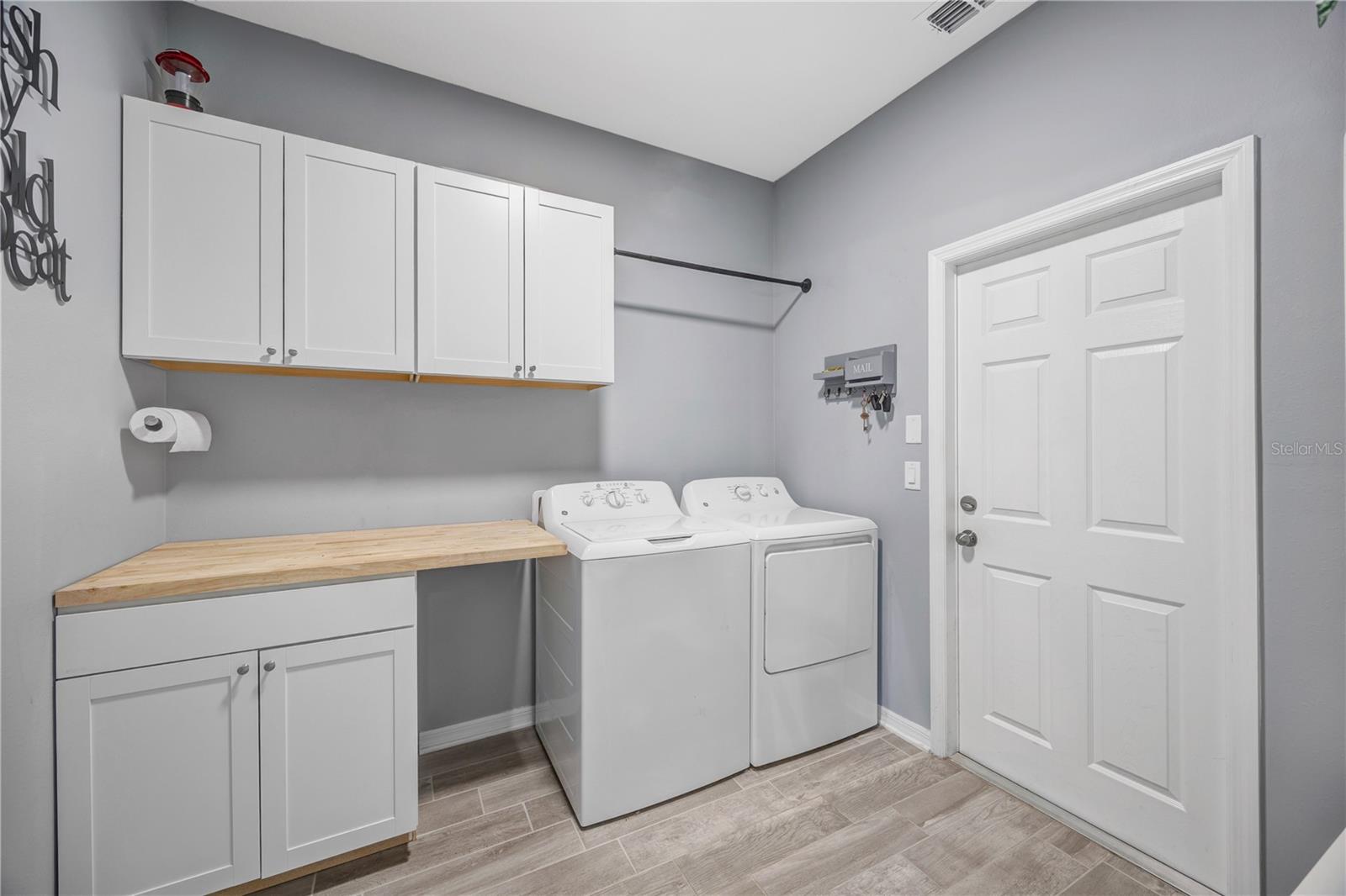 32455 SAPNA CHIME DR, WESLEY CHAPEL, FL, 33545